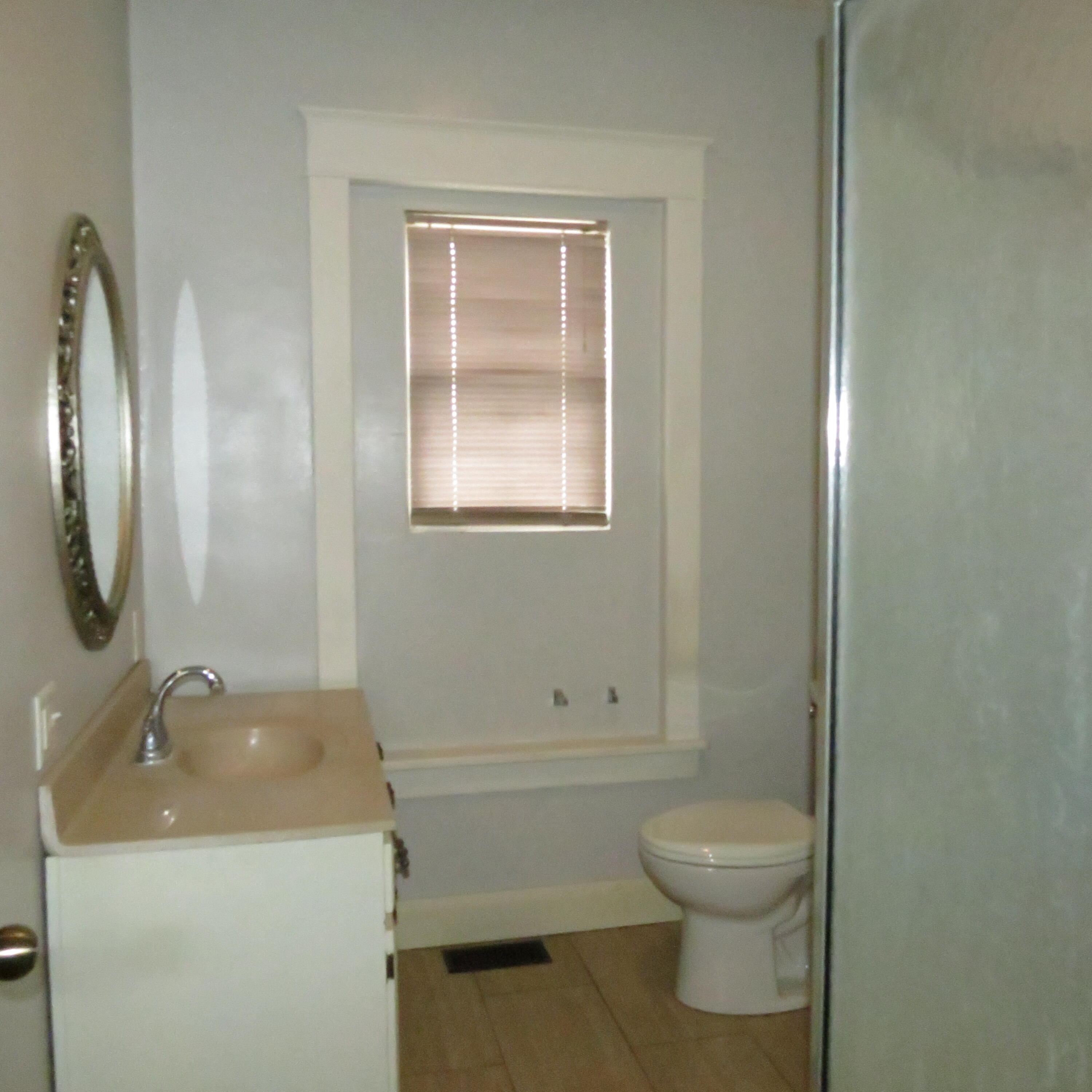 102 E Main Street Property Photo 16