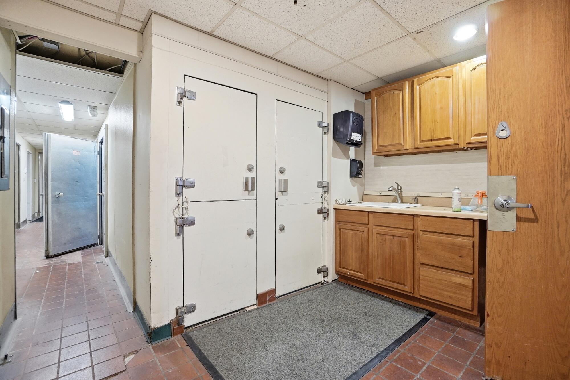 309 E Leffel Lane Property Photo 44