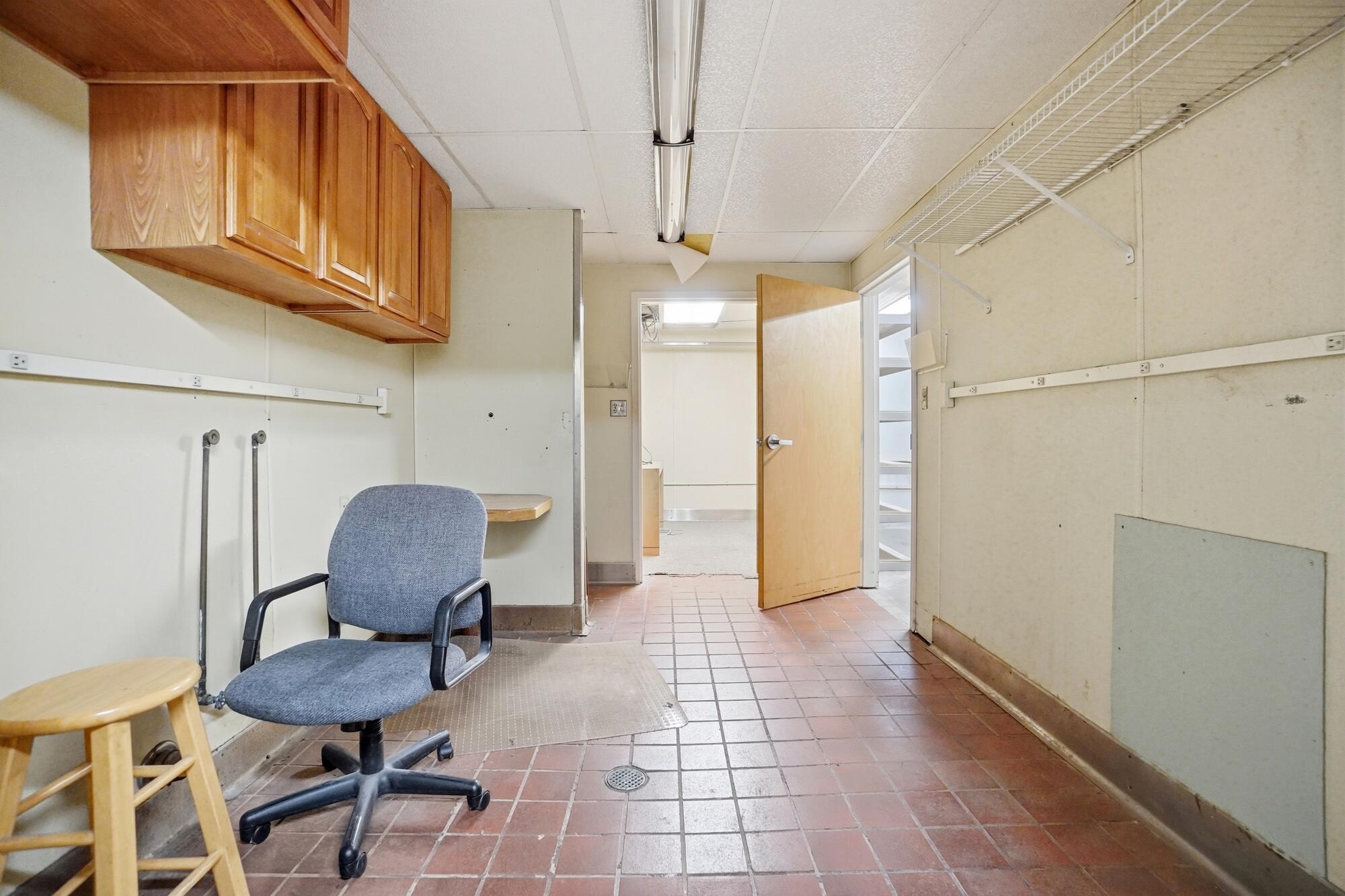 309 E Leffel Lane Property Photo 45