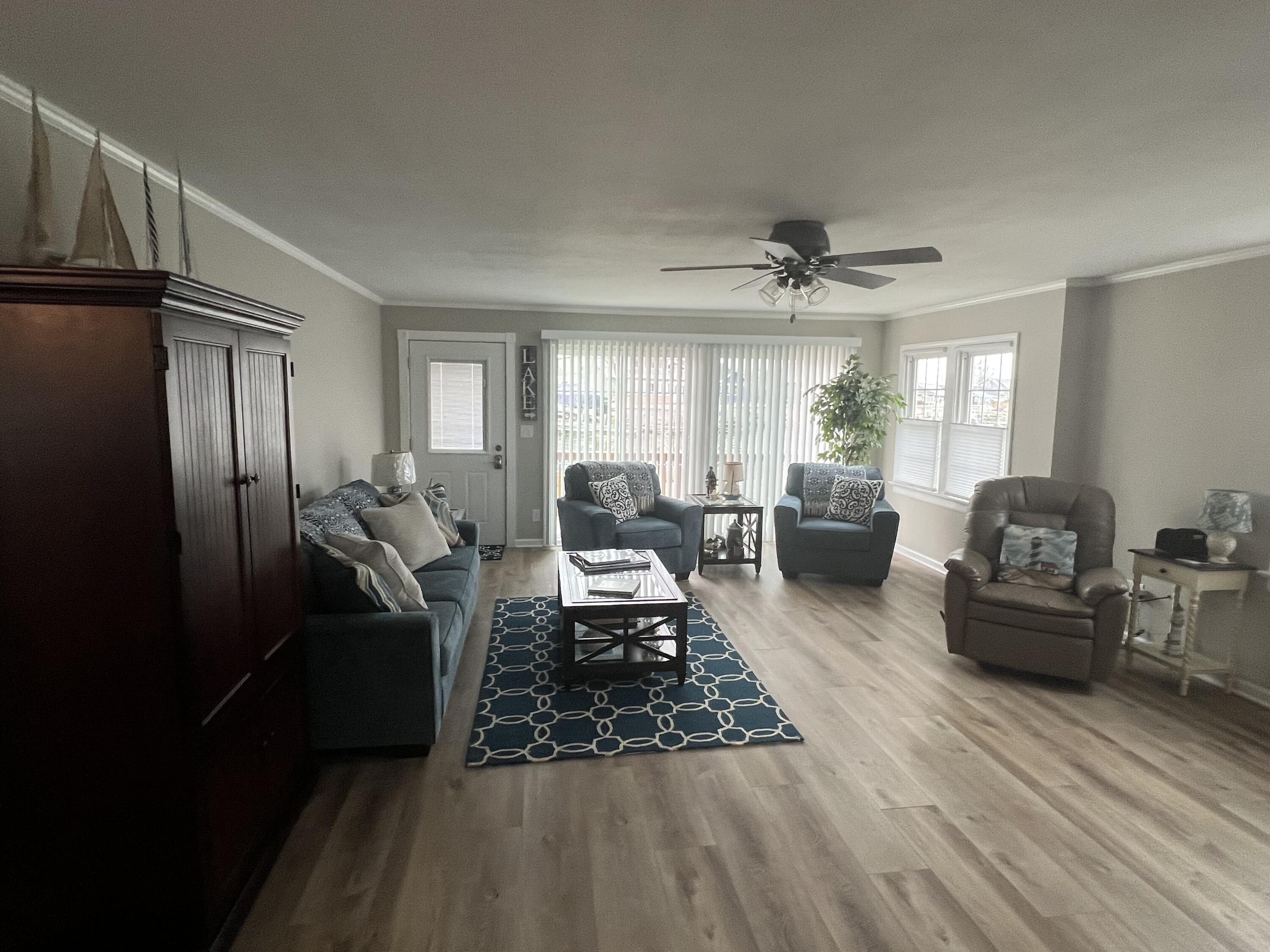 125 Brads Way Property Photo 6