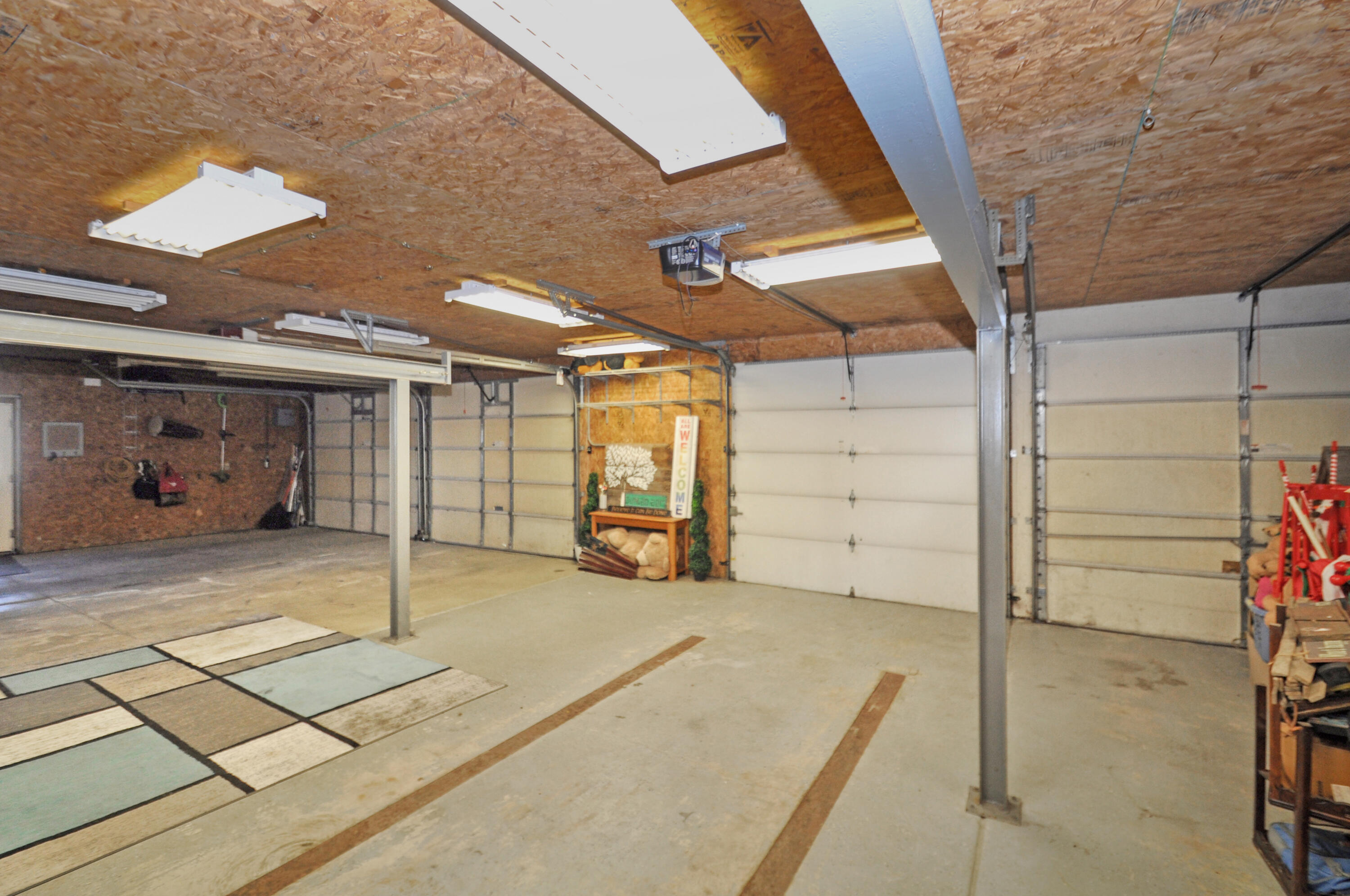 335 N State Route 121 Property Photo 37