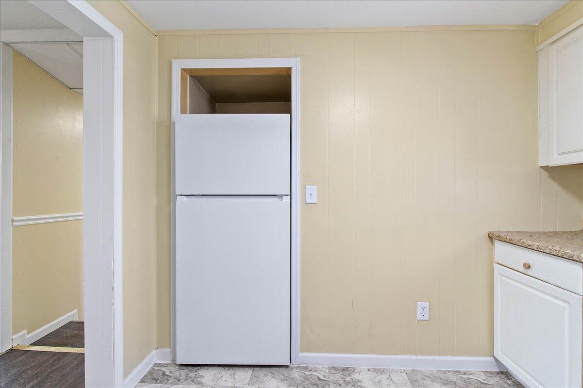 106 Lind Street Property Photo 10