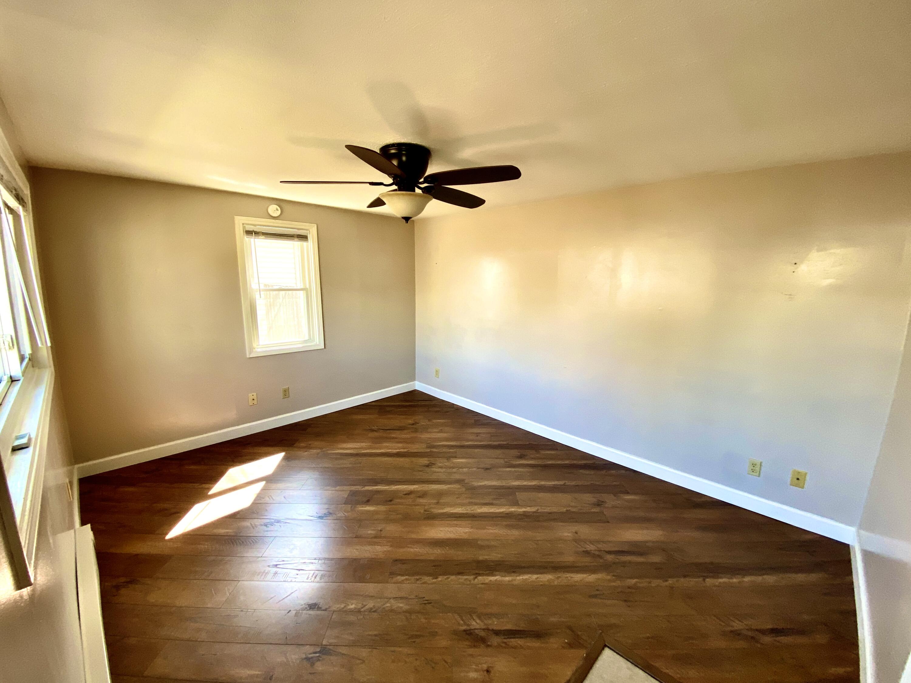 106 Lind Street Property Photo 30