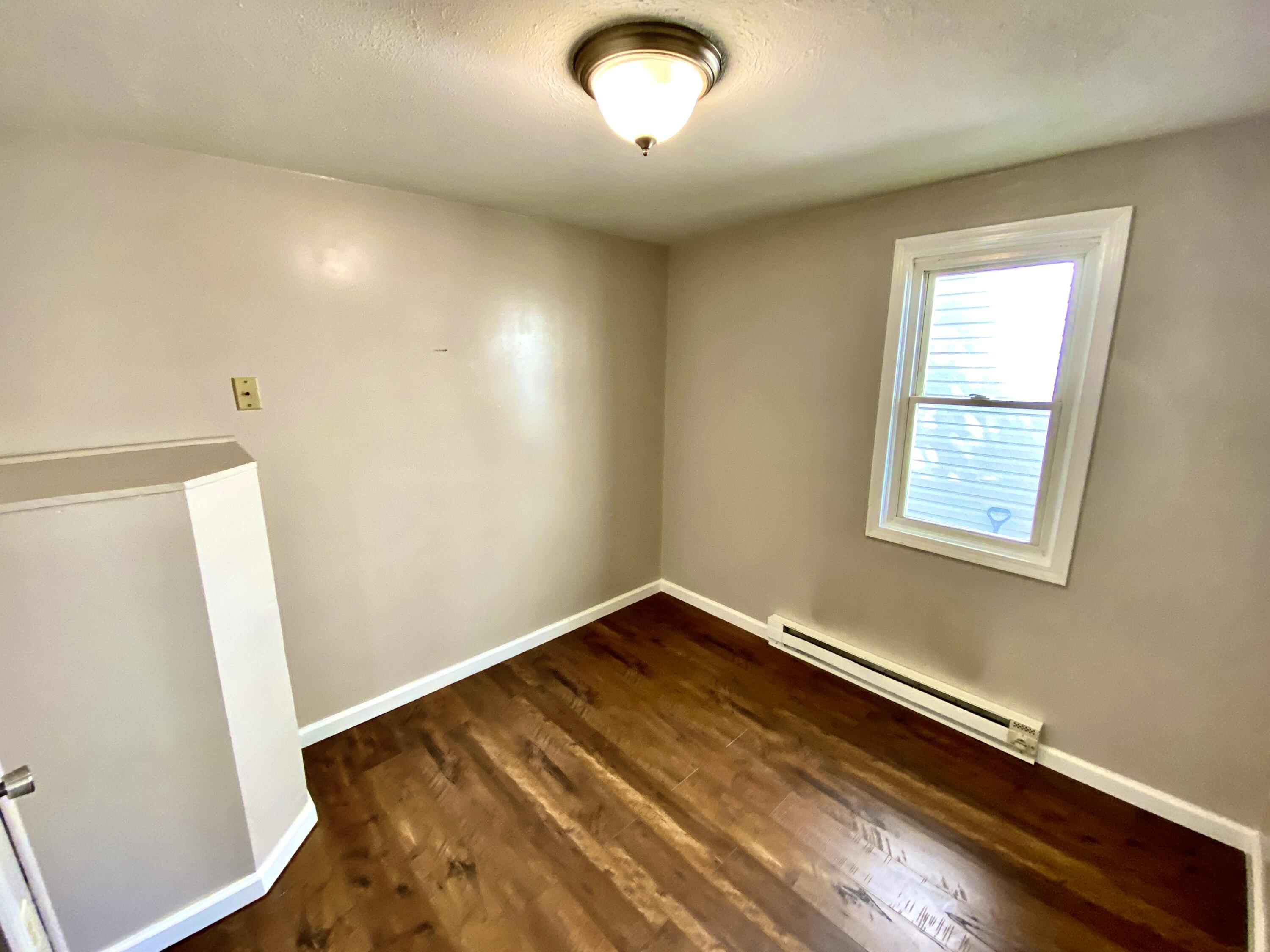 106 Lind Street Property Photo 36