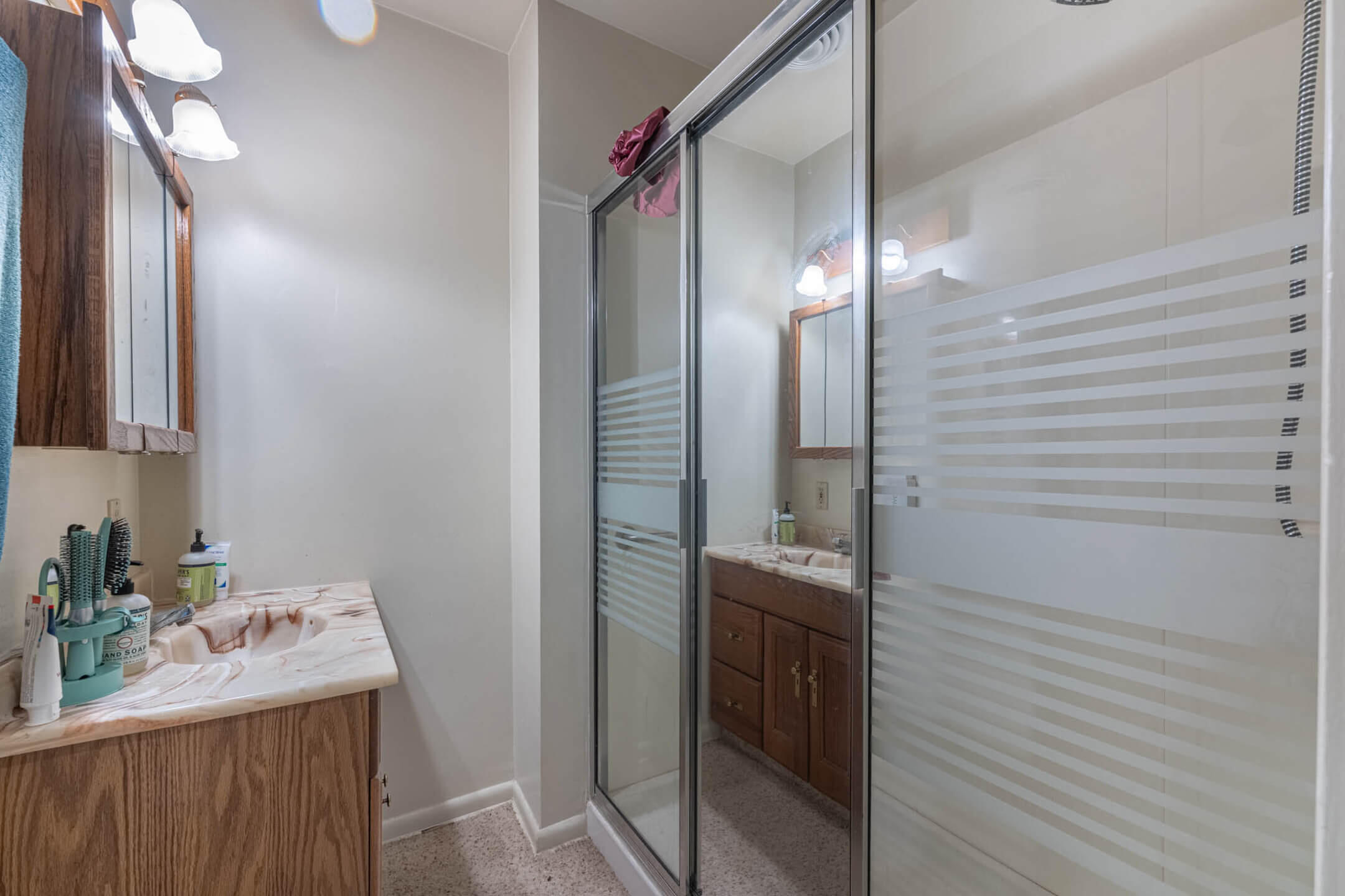 227 E Cecil Street Property Photo 49