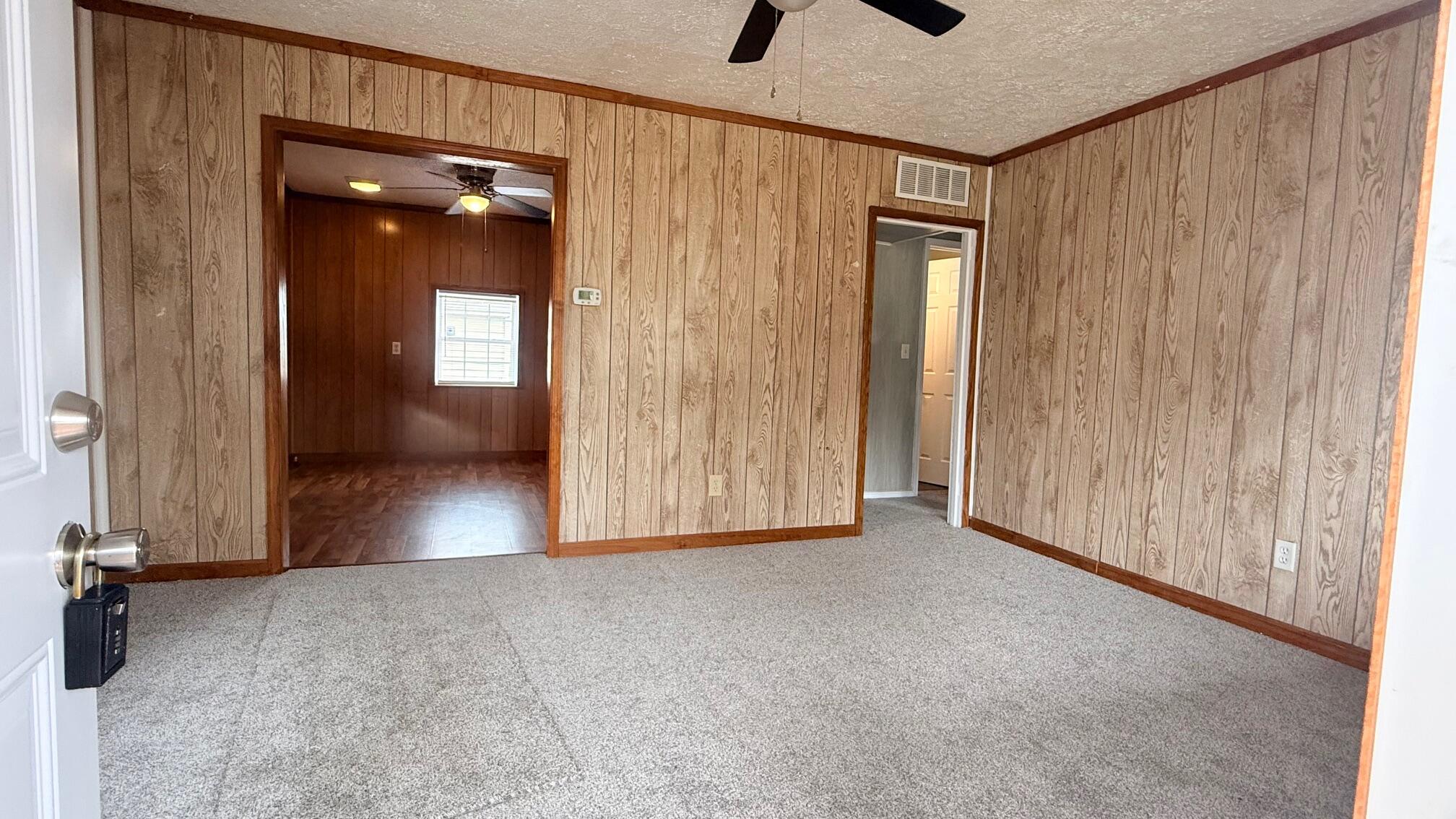 1224 Beverly Avenue Property Photo 6