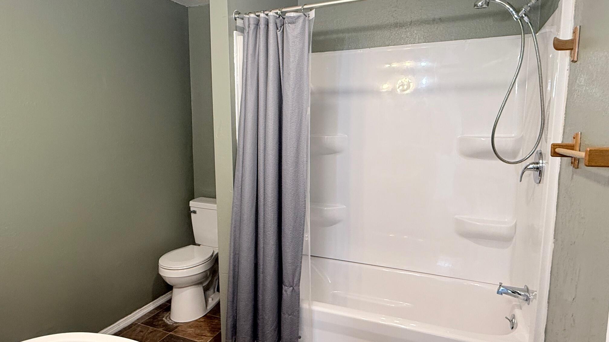 1224 Beverly Avenue Property Photo 10