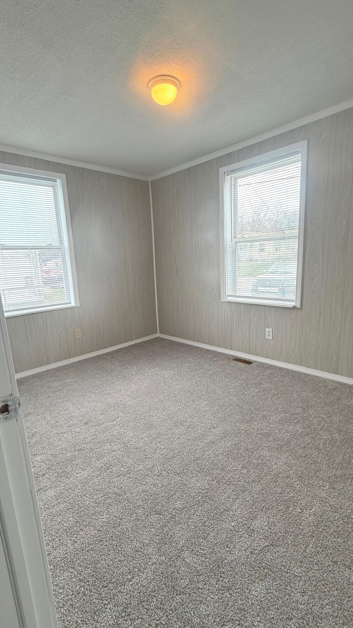 1224 Beverly Avenue Property Photo 12