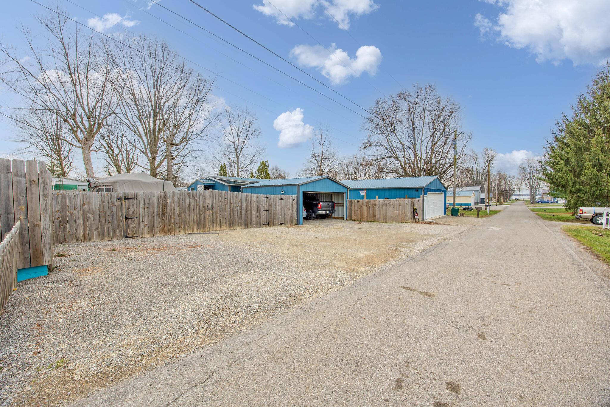 11180 Kickapoo Path Property Photo 2
