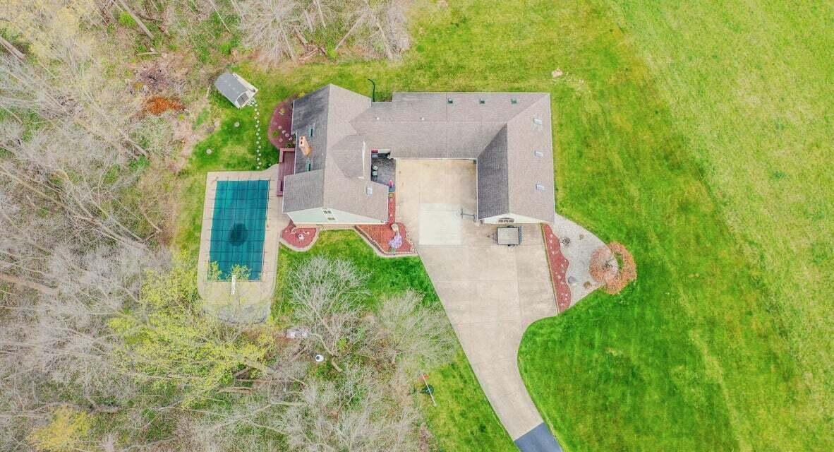 9342 Pasco Montra Road Property Photo 8