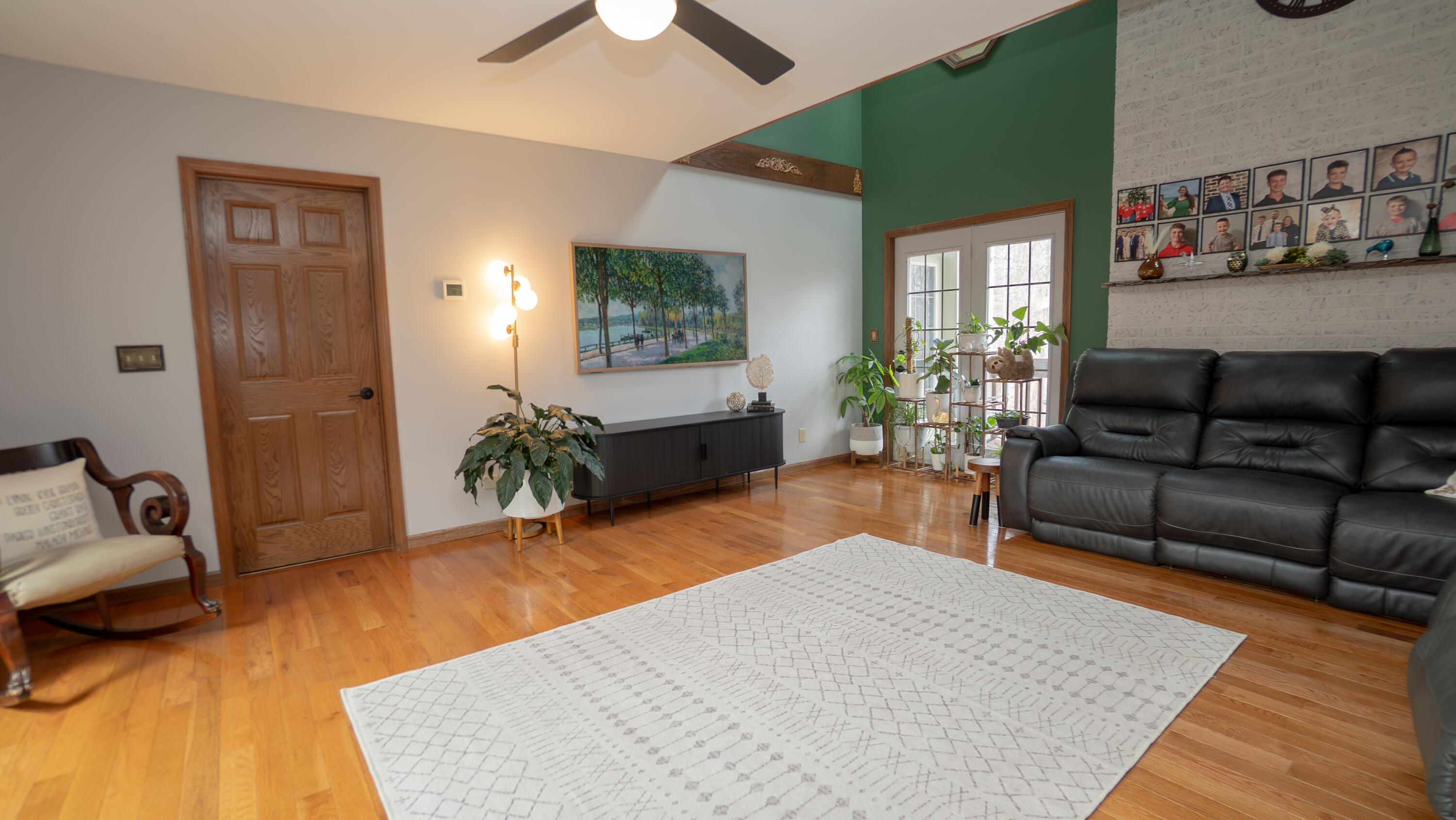 9342 Pasco Montra Road Property Photo 10