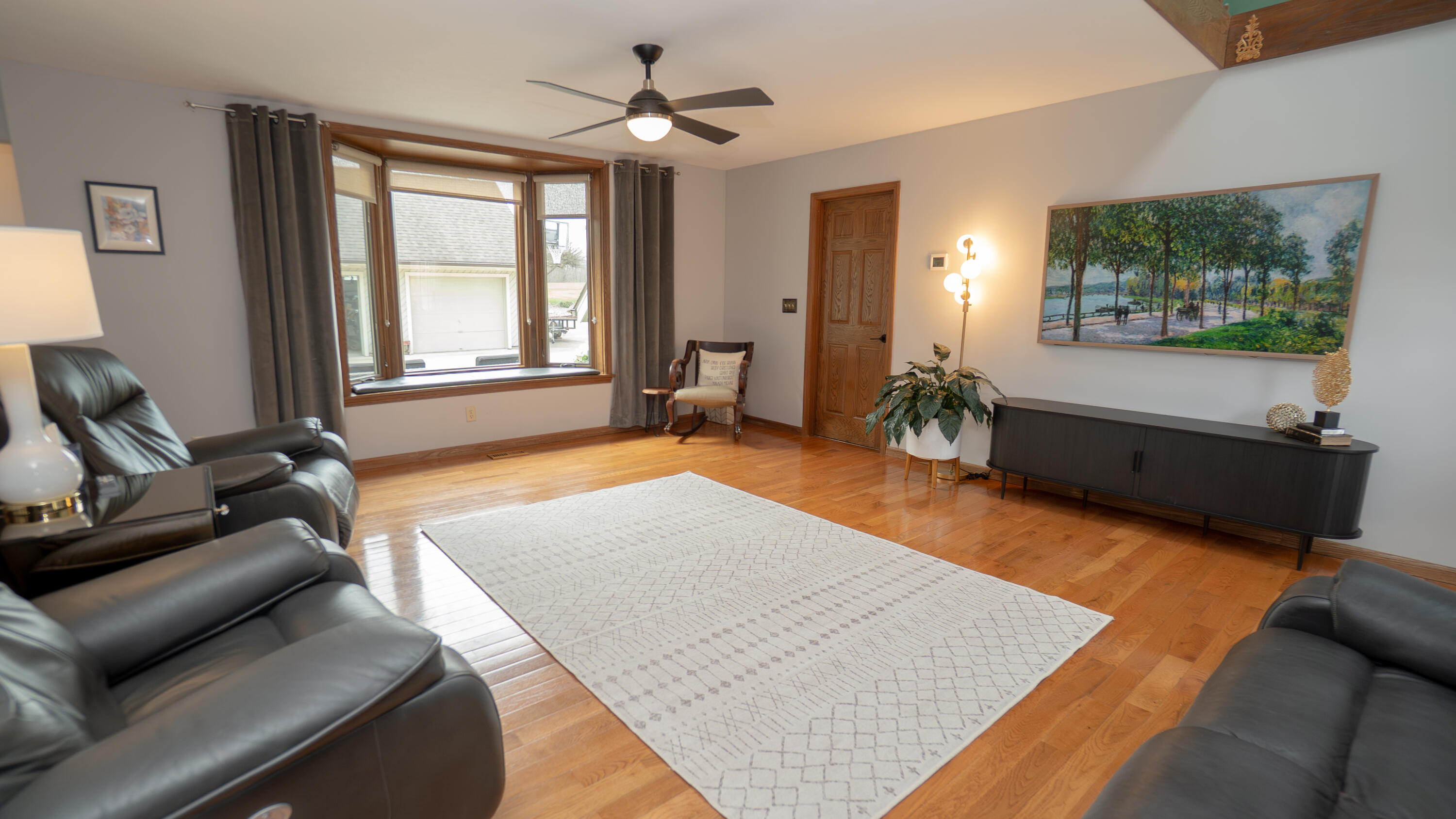 9342 Pasco Montra Road Property Photo 11