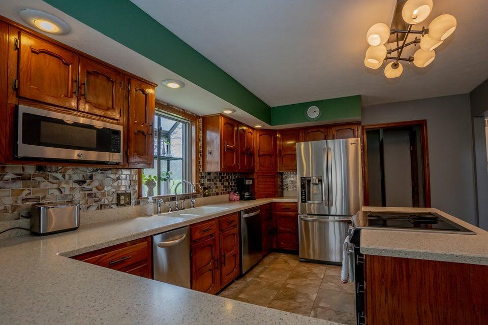 9342 Pasco Montra Road Property Photo 14