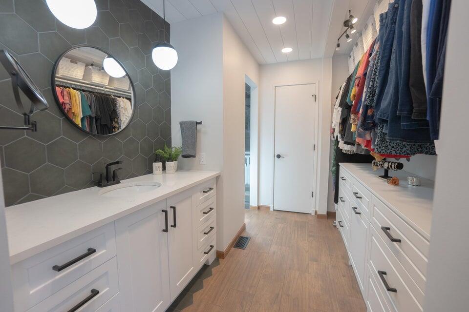 9342 Pasco Montra Road Property Photo 22