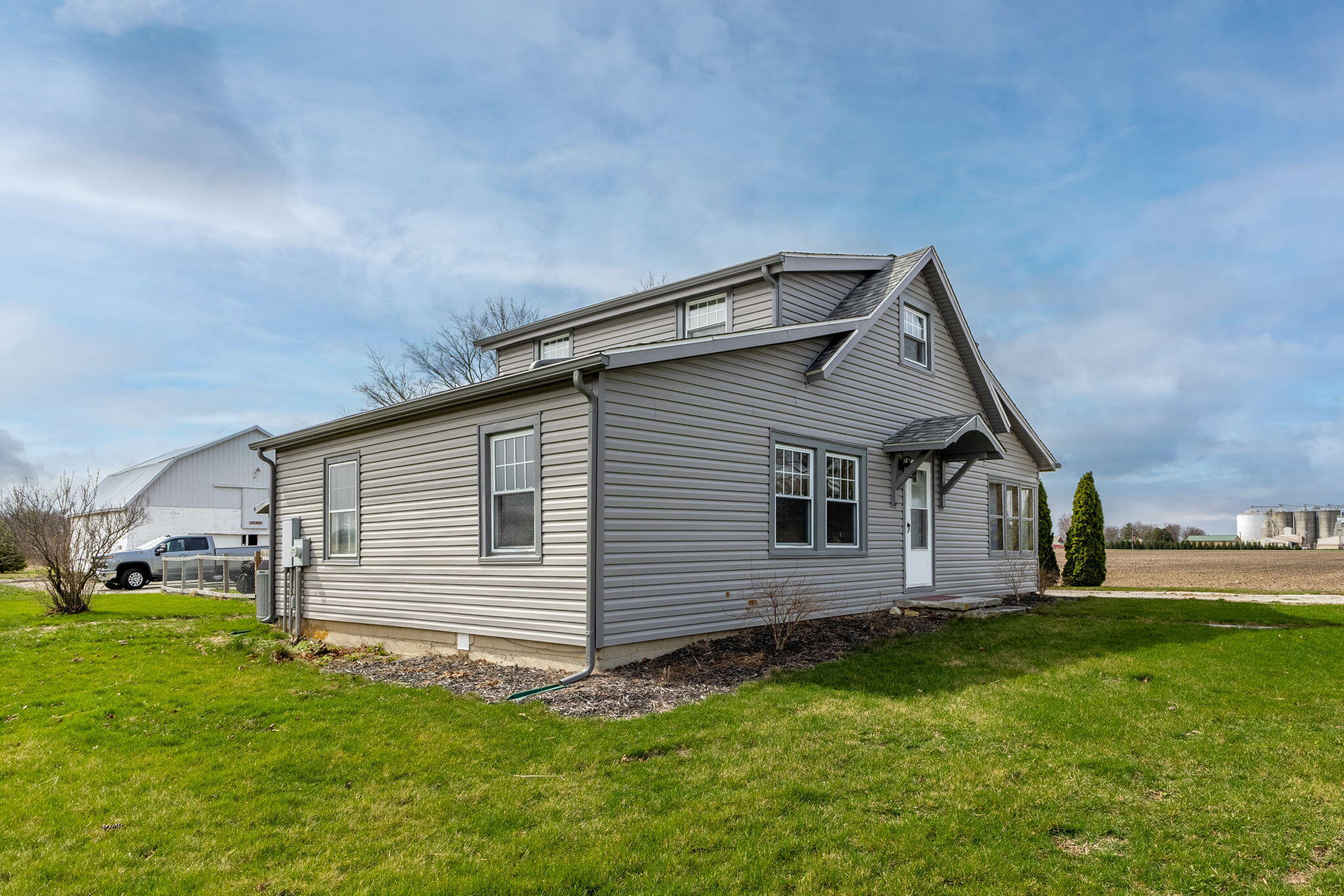 7627 Horatio-harris Creek Road Property Photo 4