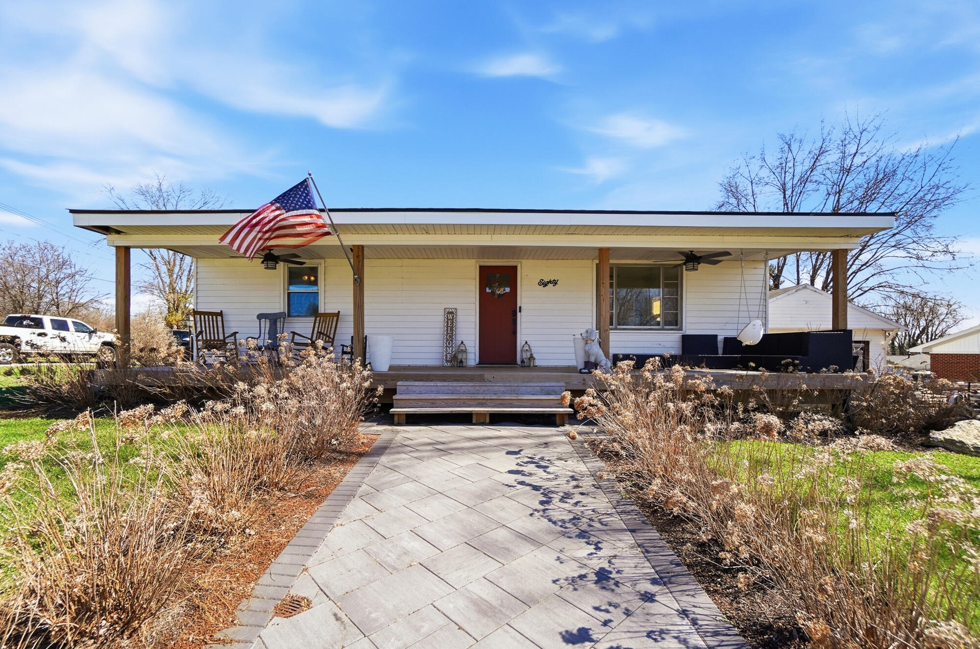 80 Carlisle Avenue