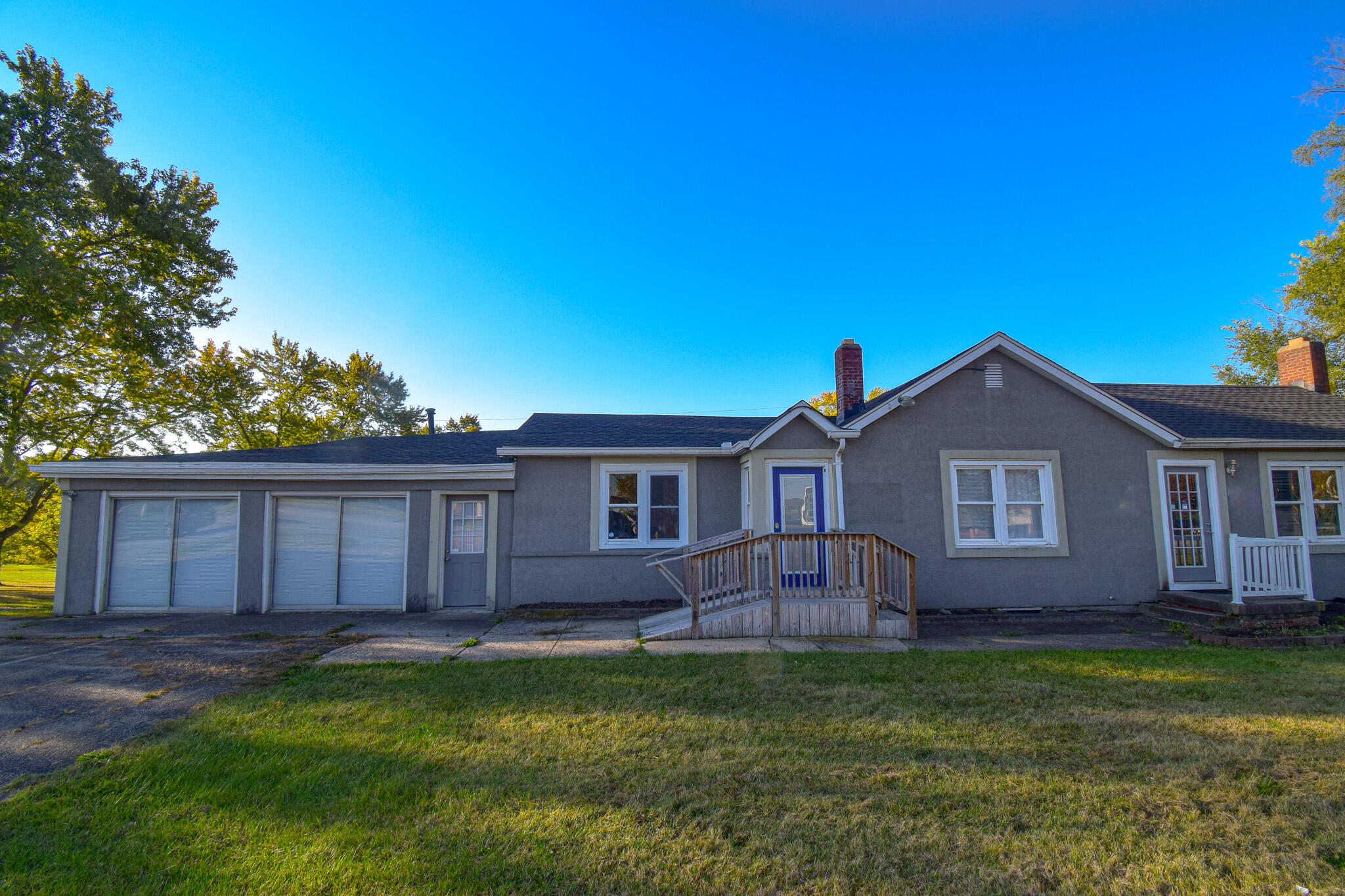 1044446 Property Photo 1