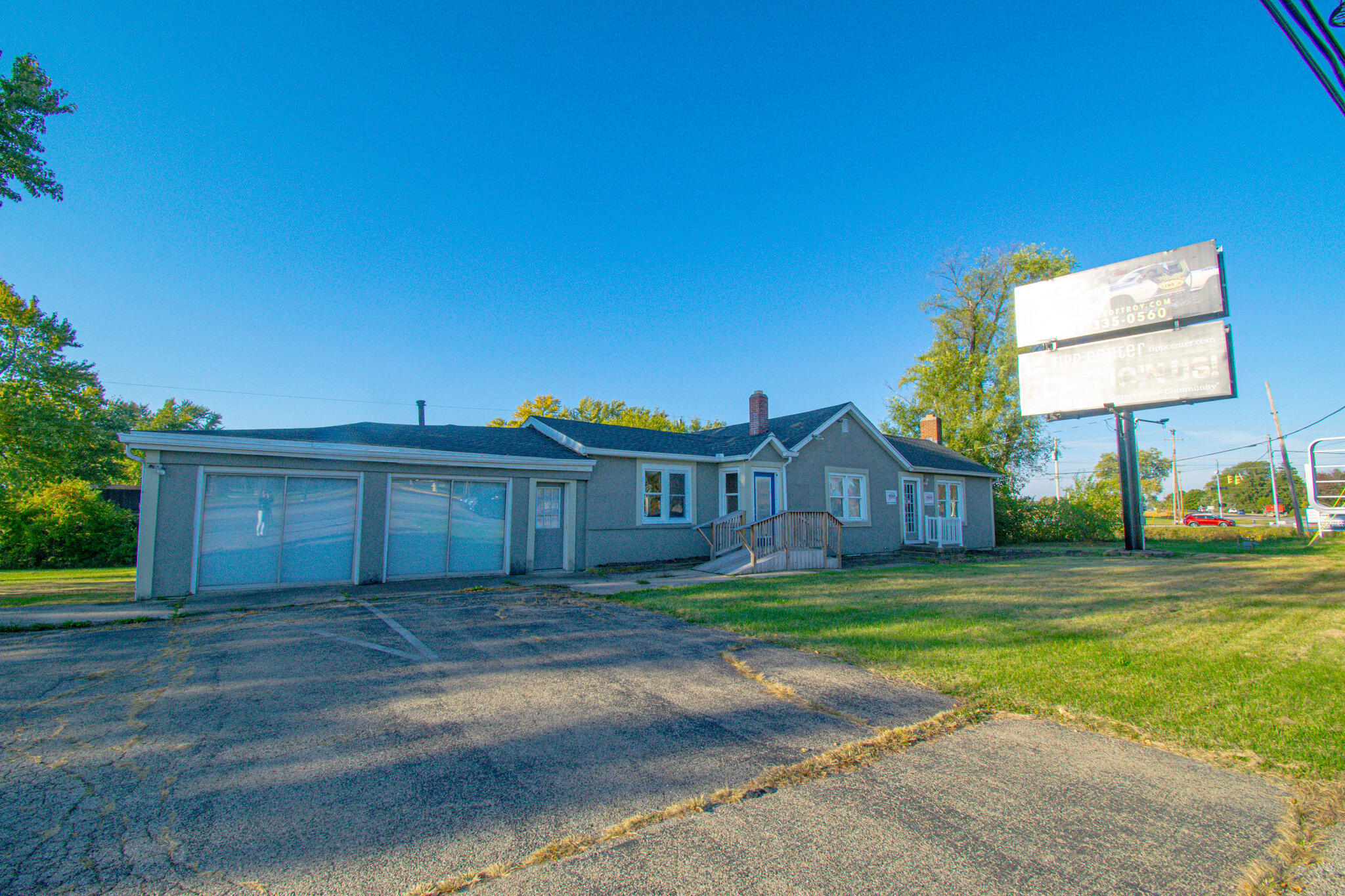 1044446 Property Photo 2