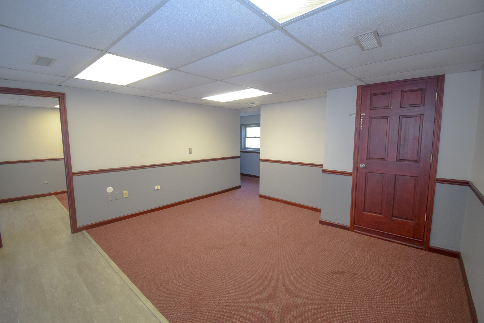 1044446 Property Photo 4