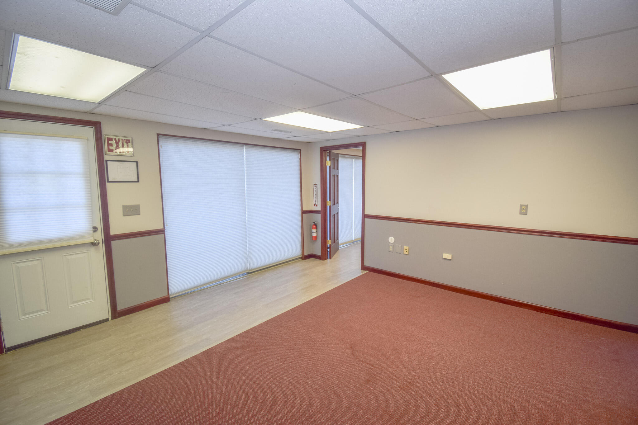 1044446 Property Photo 5