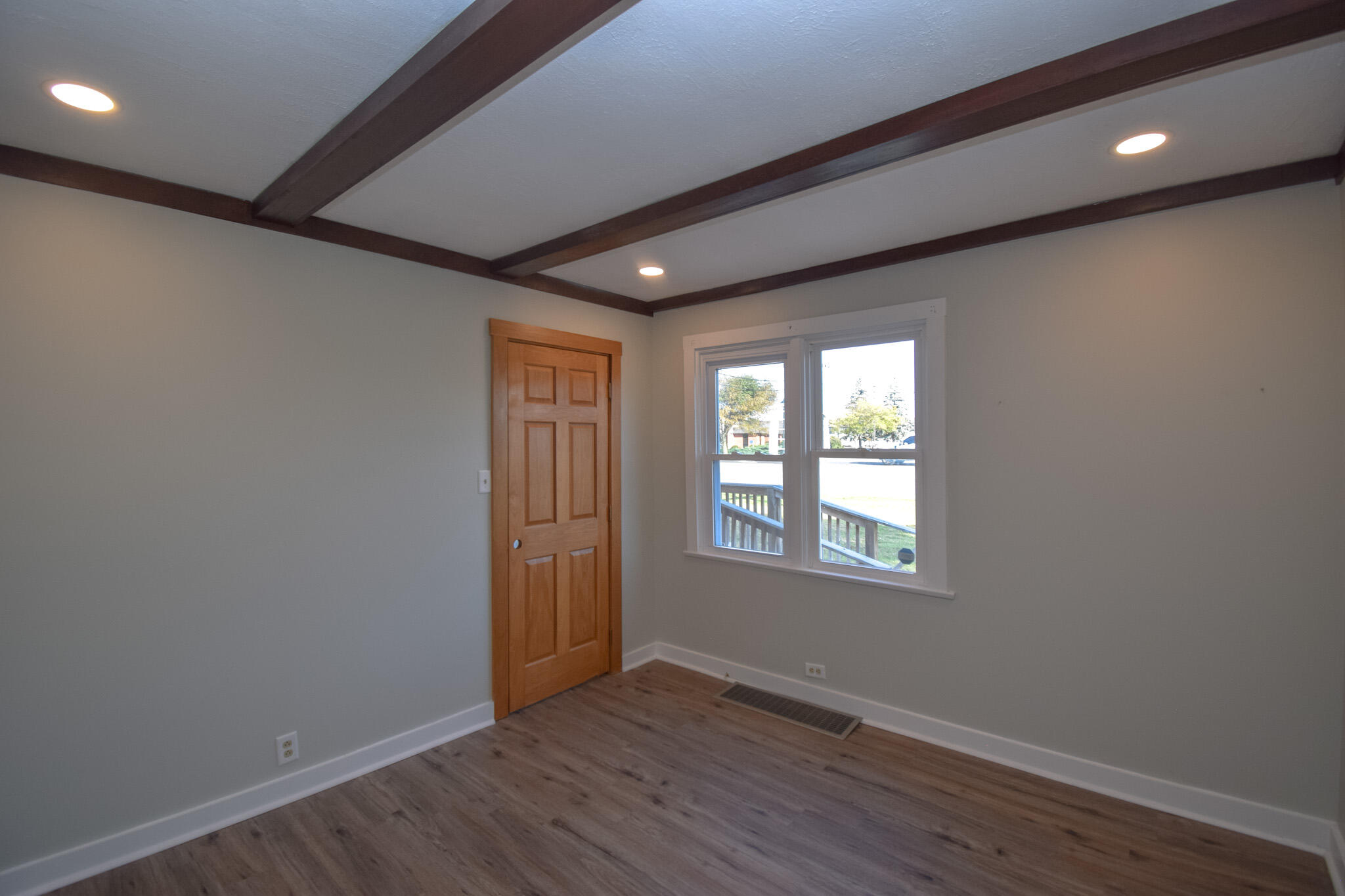 1044446 Property Photo 21