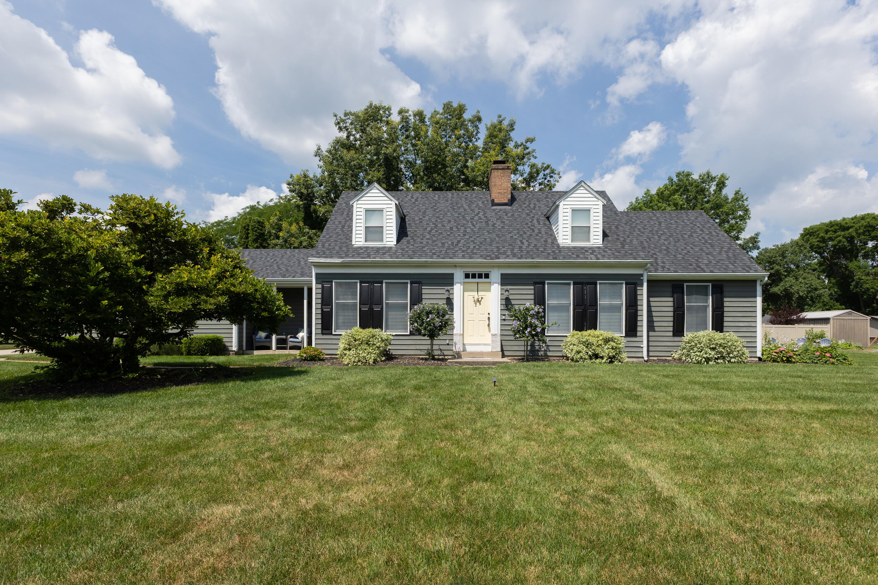 1565 Ridgeview Court Property Photo 1