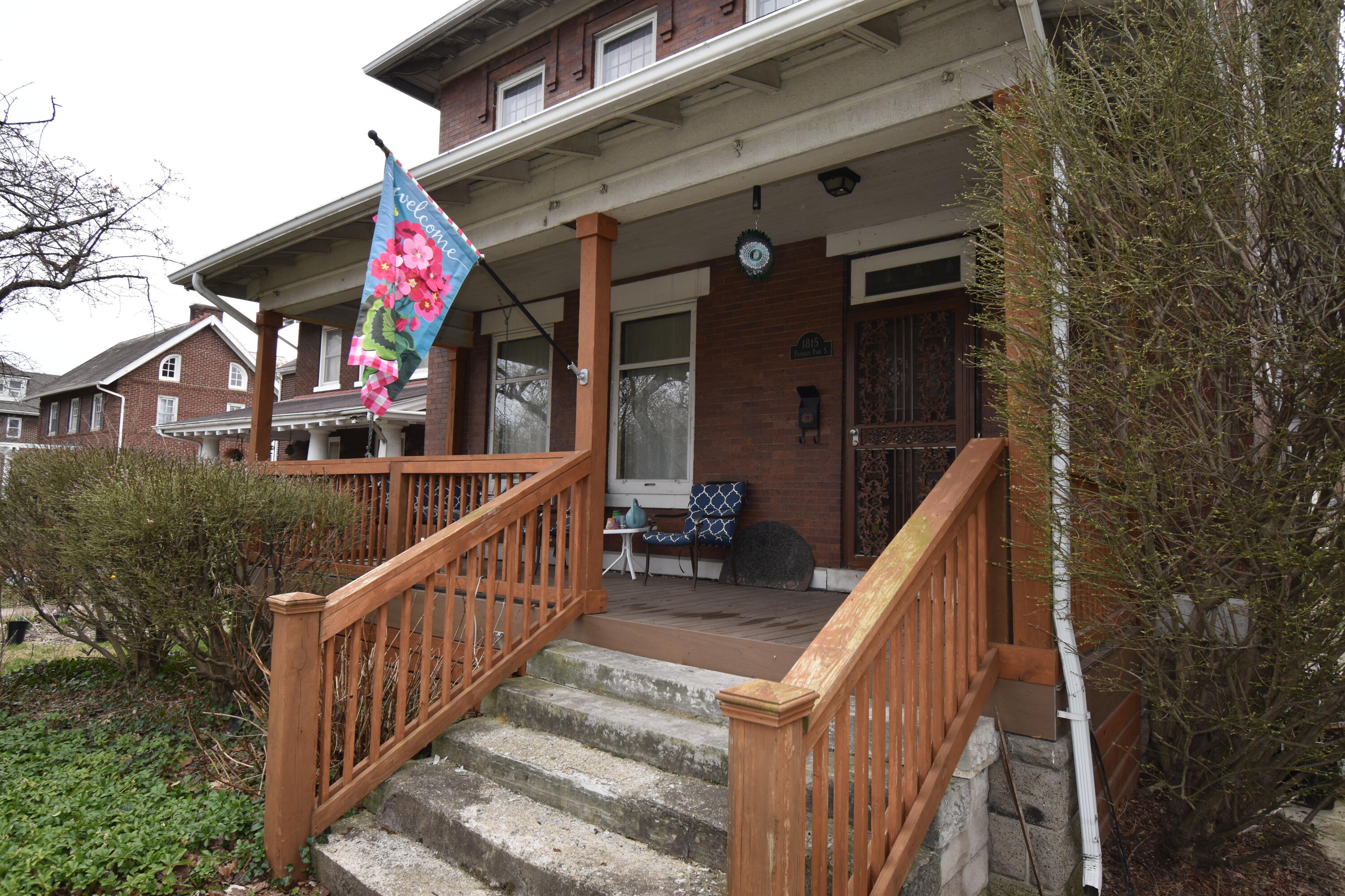 1815 S Franklin Park Property Photo 3
