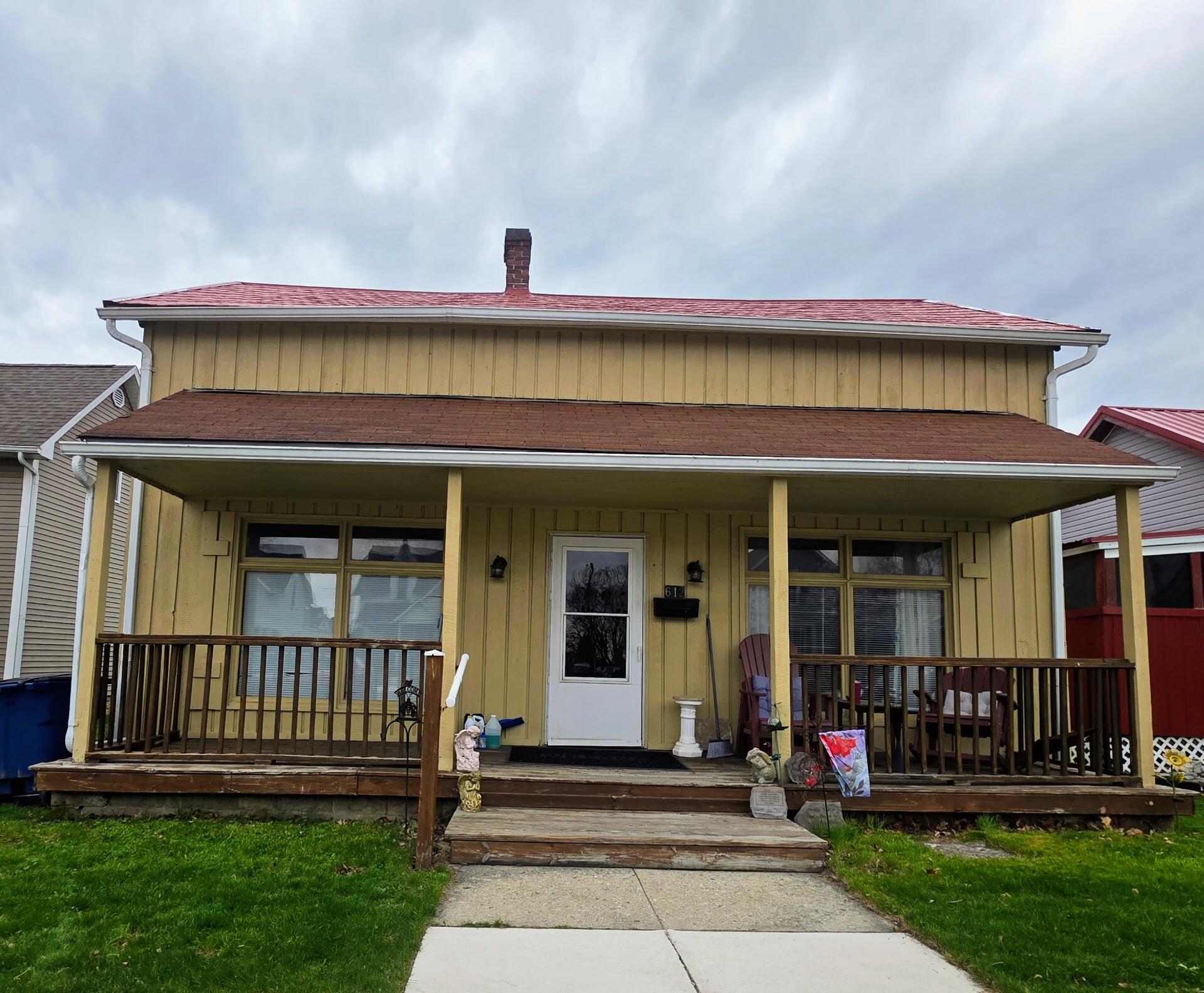612 E Spring Street Property Photo 1