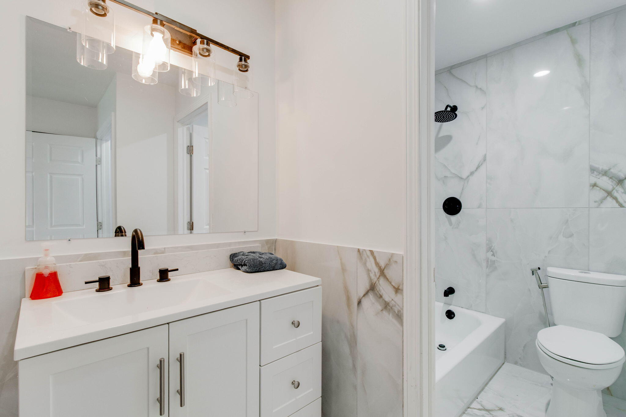 6425 Harbinger Lane Property Photo 14