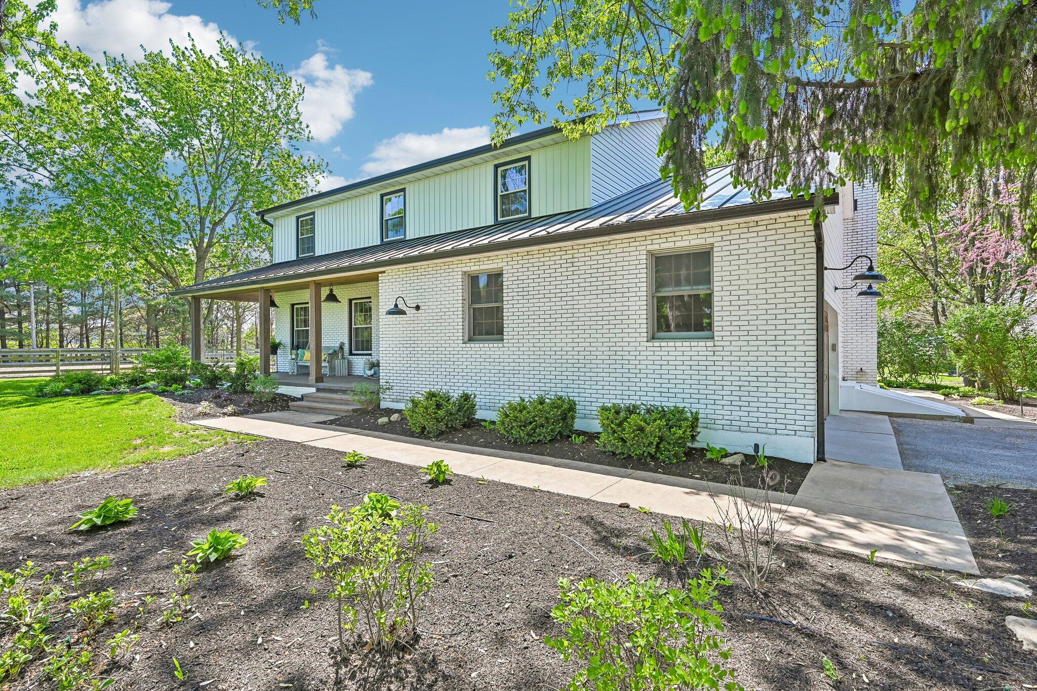 2880 Cheshire Road Property Photo 2