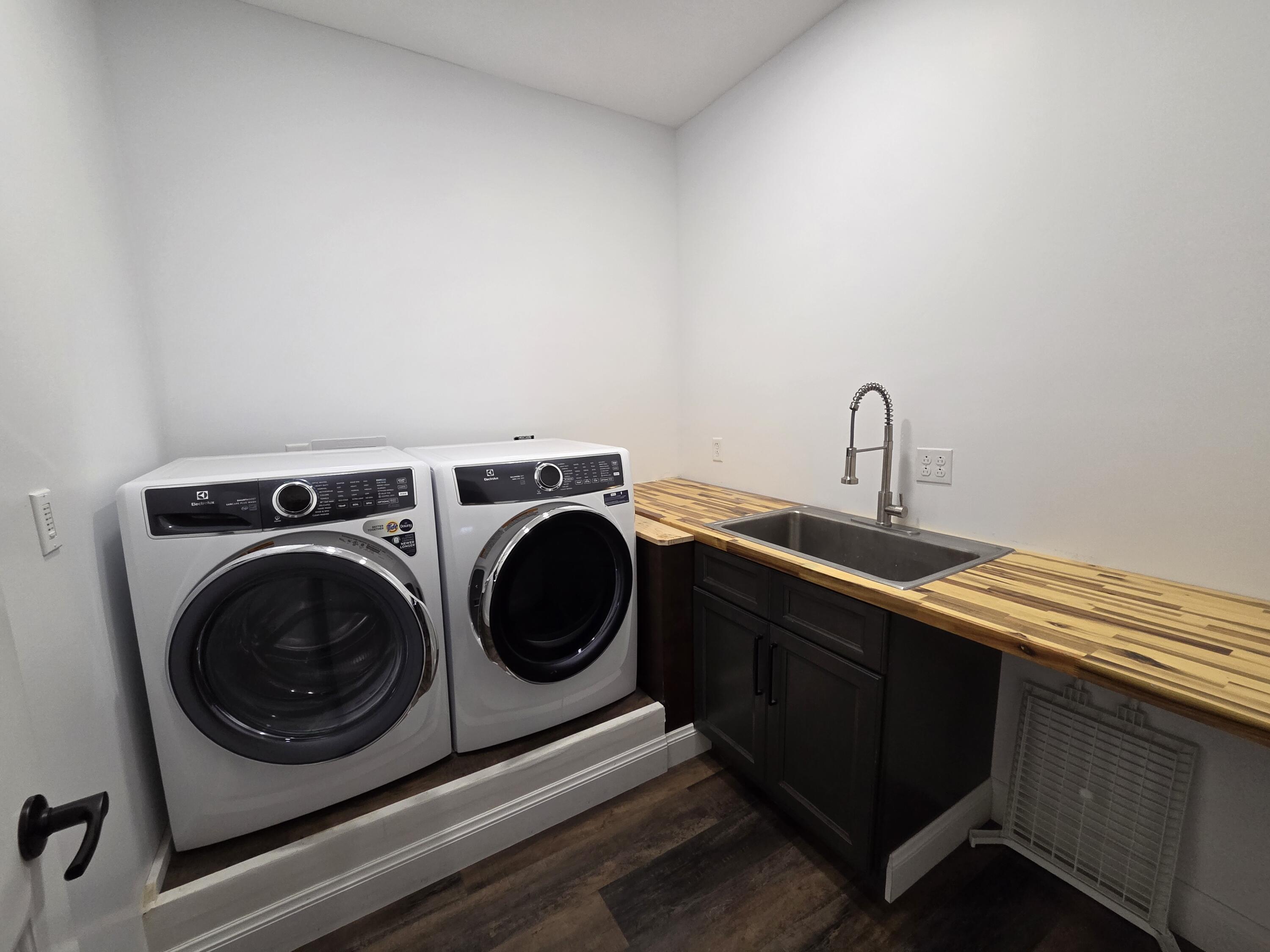 123 S Hamilton Street Property Photo 35