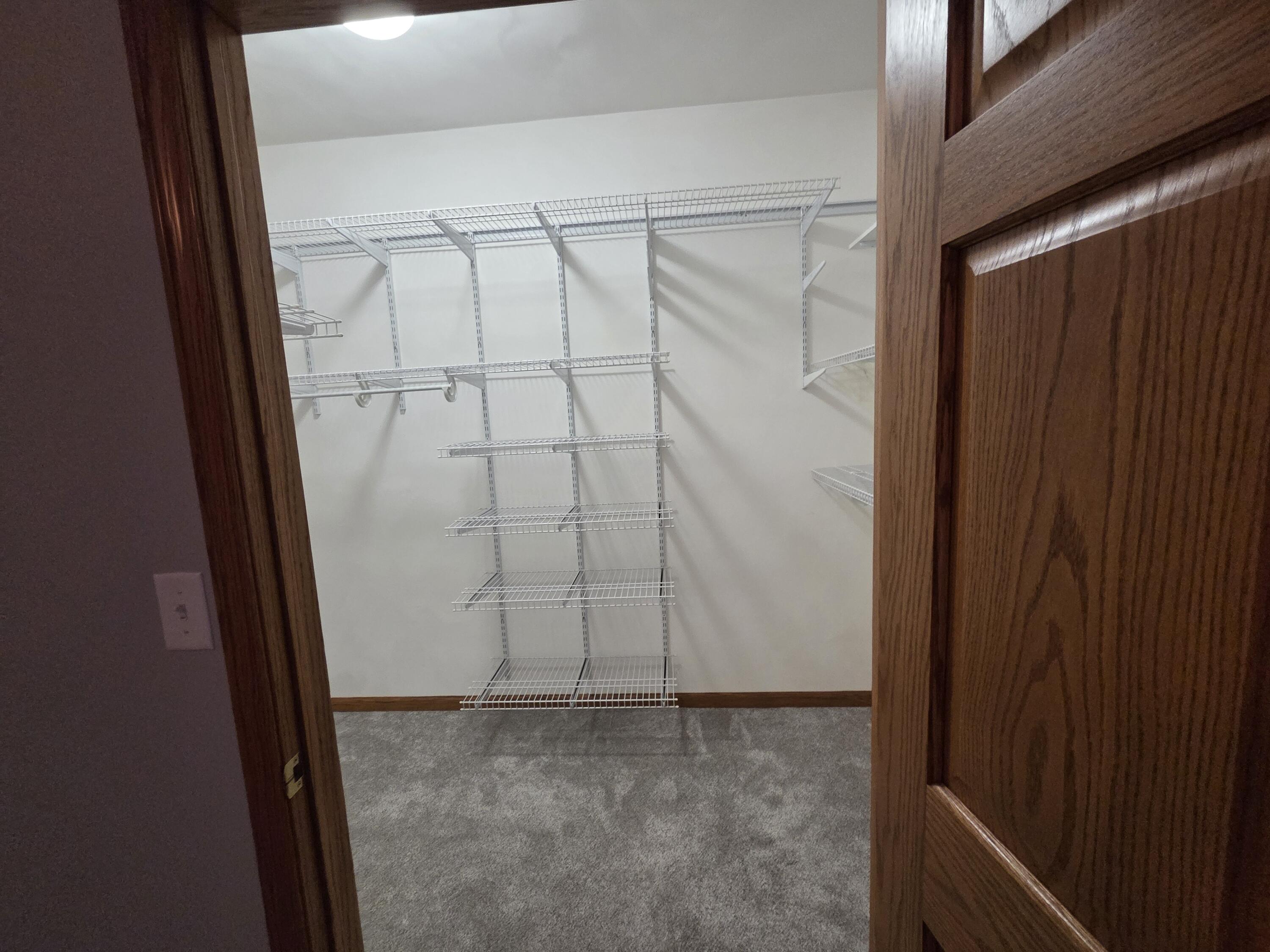 123 S Hamilton Street Property Photo 40