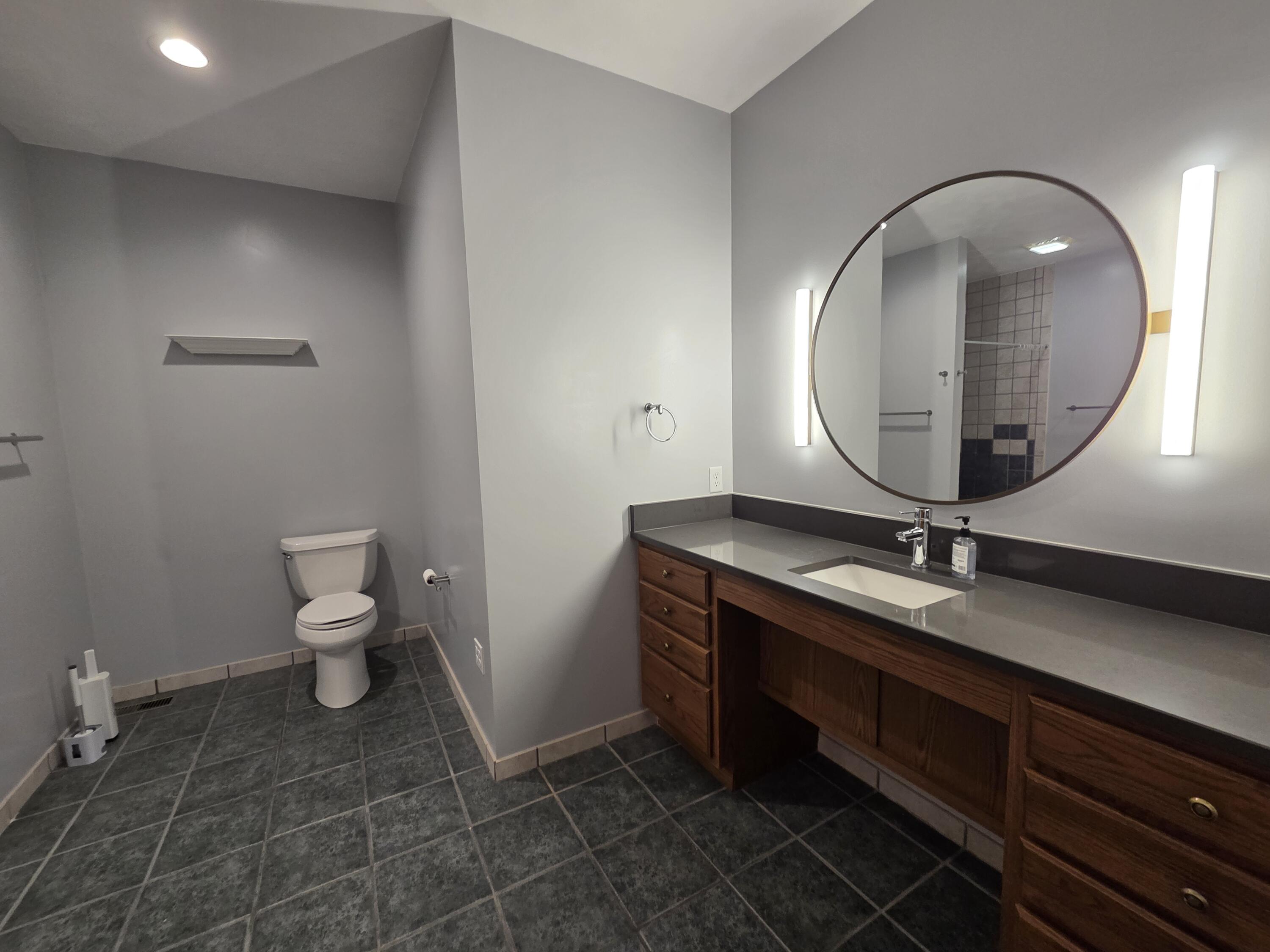 123 S Hamilton Street Property Photo 41