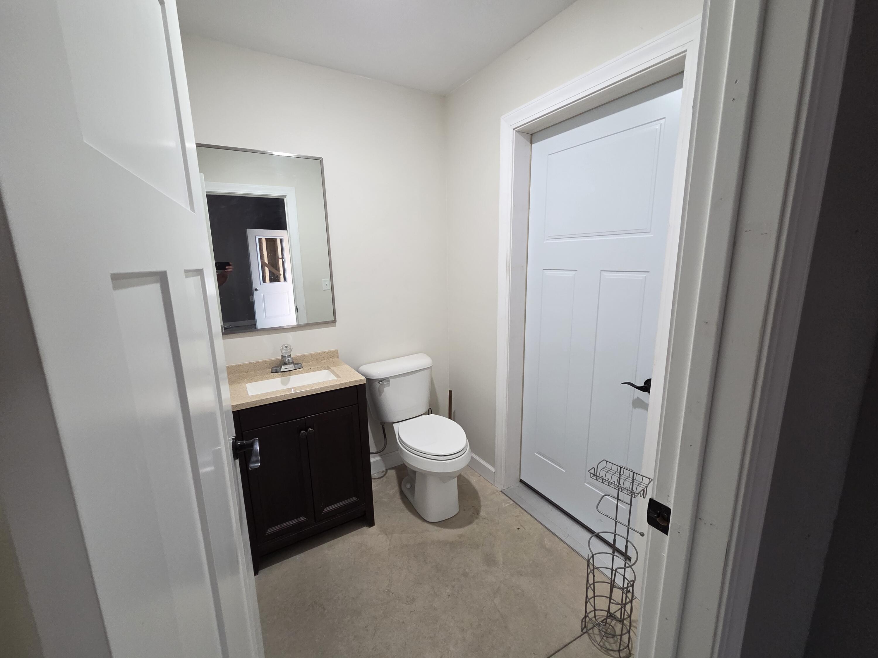 123 S Hamilton Street Property Photo 73