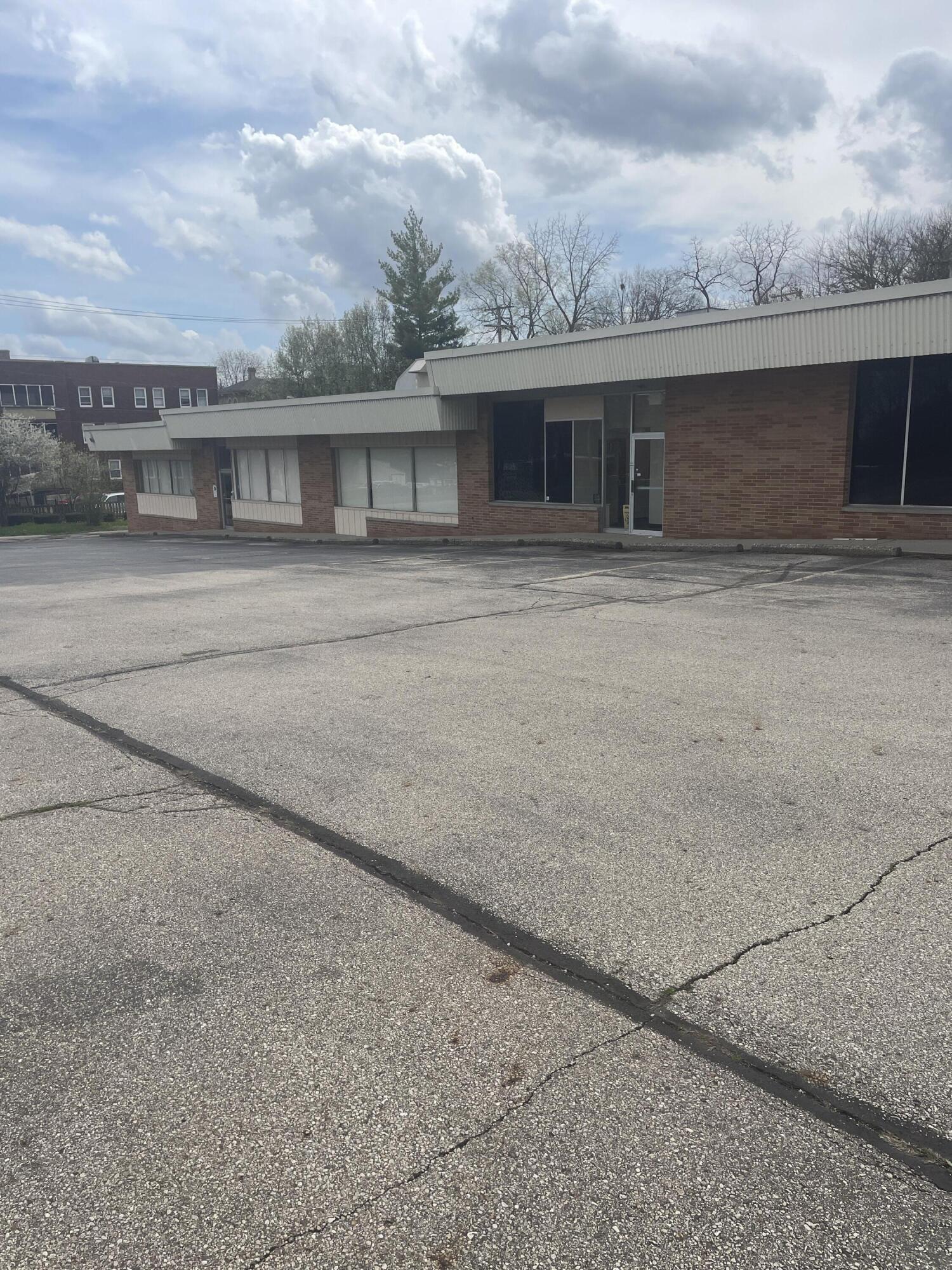 1 E Pleasant Street