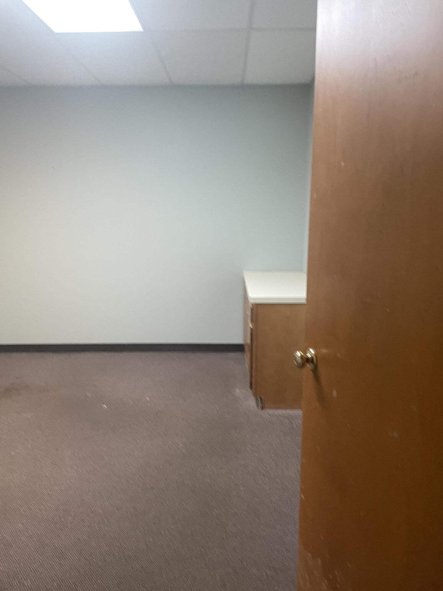 1 E Pleasant Street Property Photo 7