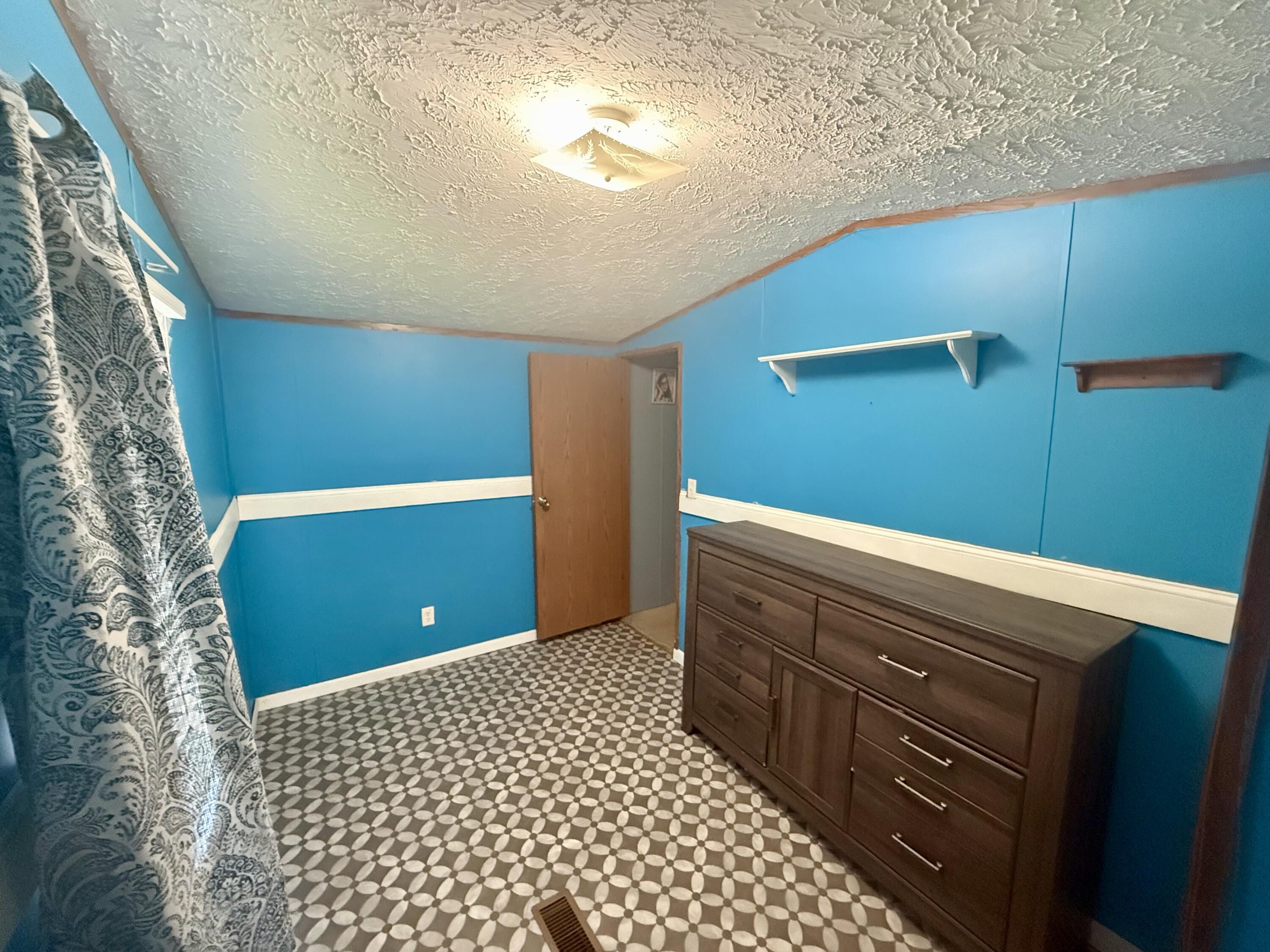 88 Willowwood Circle Property Photo 6