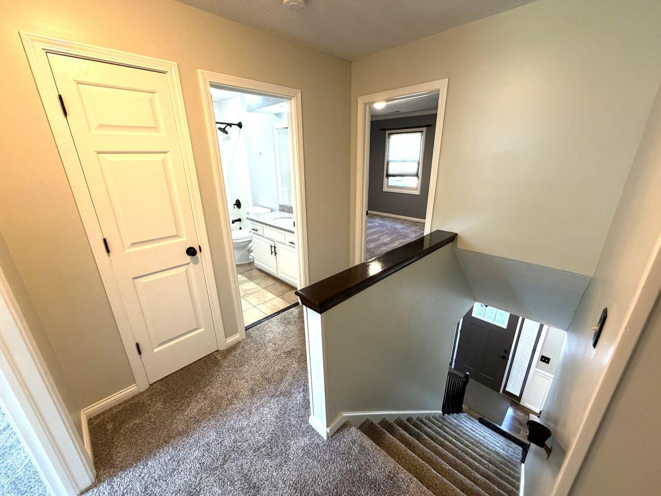 101 Pinecrest Court Property Photo 18