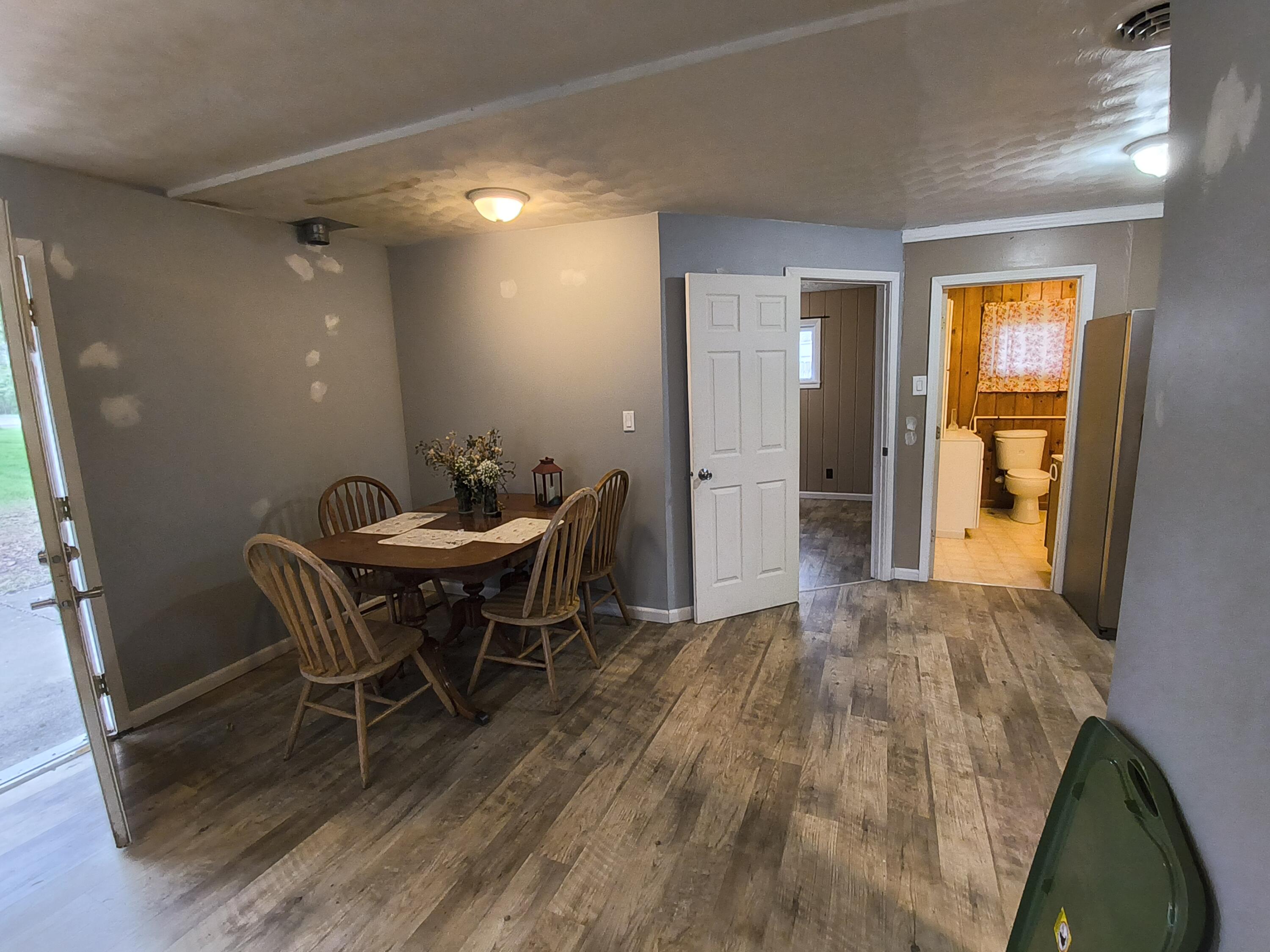 34 S High Street Property Photo 11