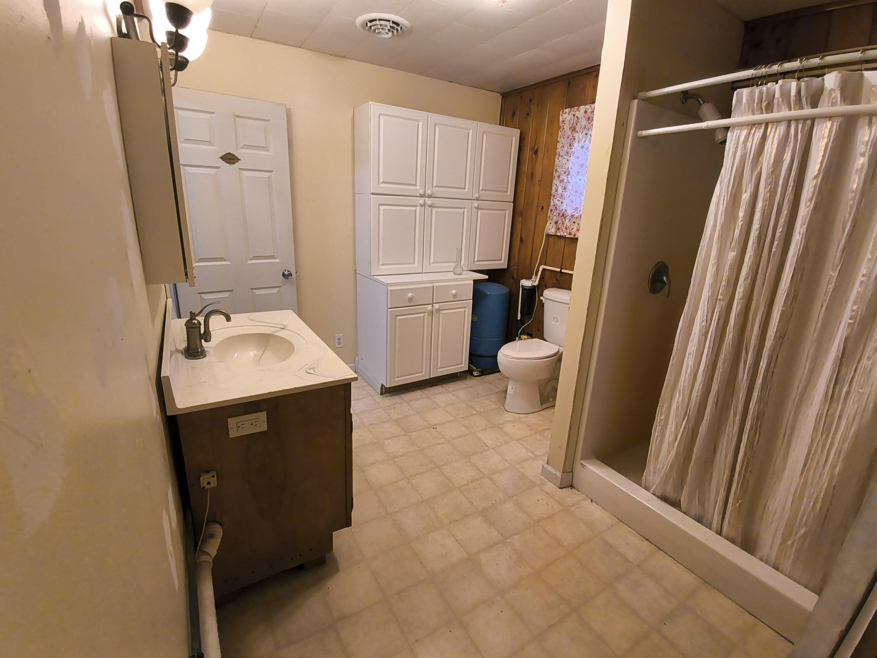 34 S High Street Property Photo 17