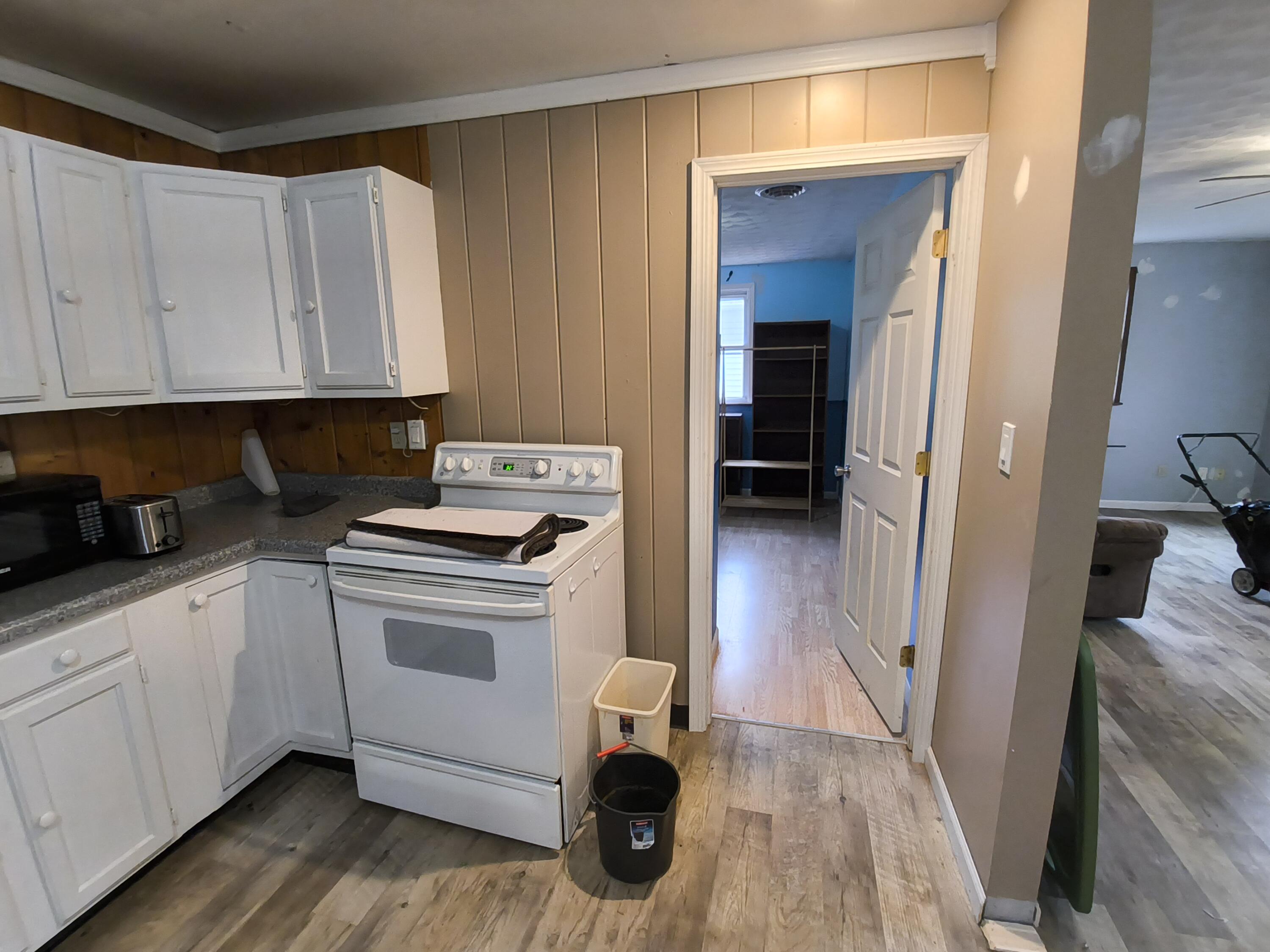 34 S High Street Property Photo 21
