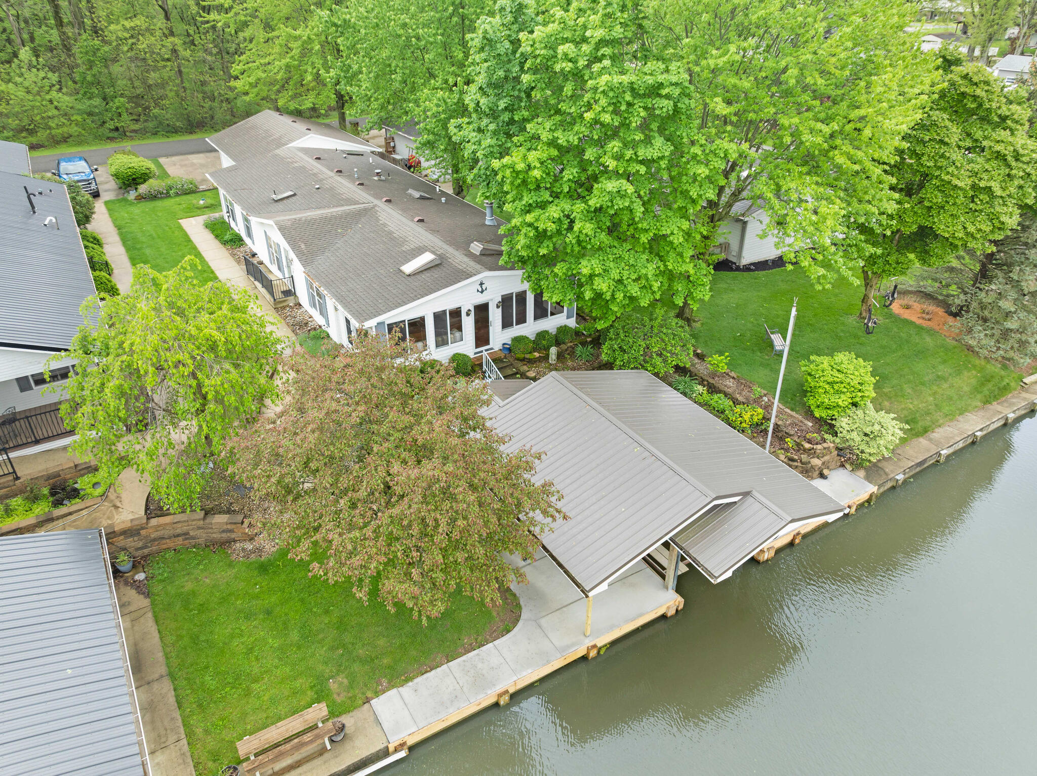 11203 Macalpine Way Property Photo 1