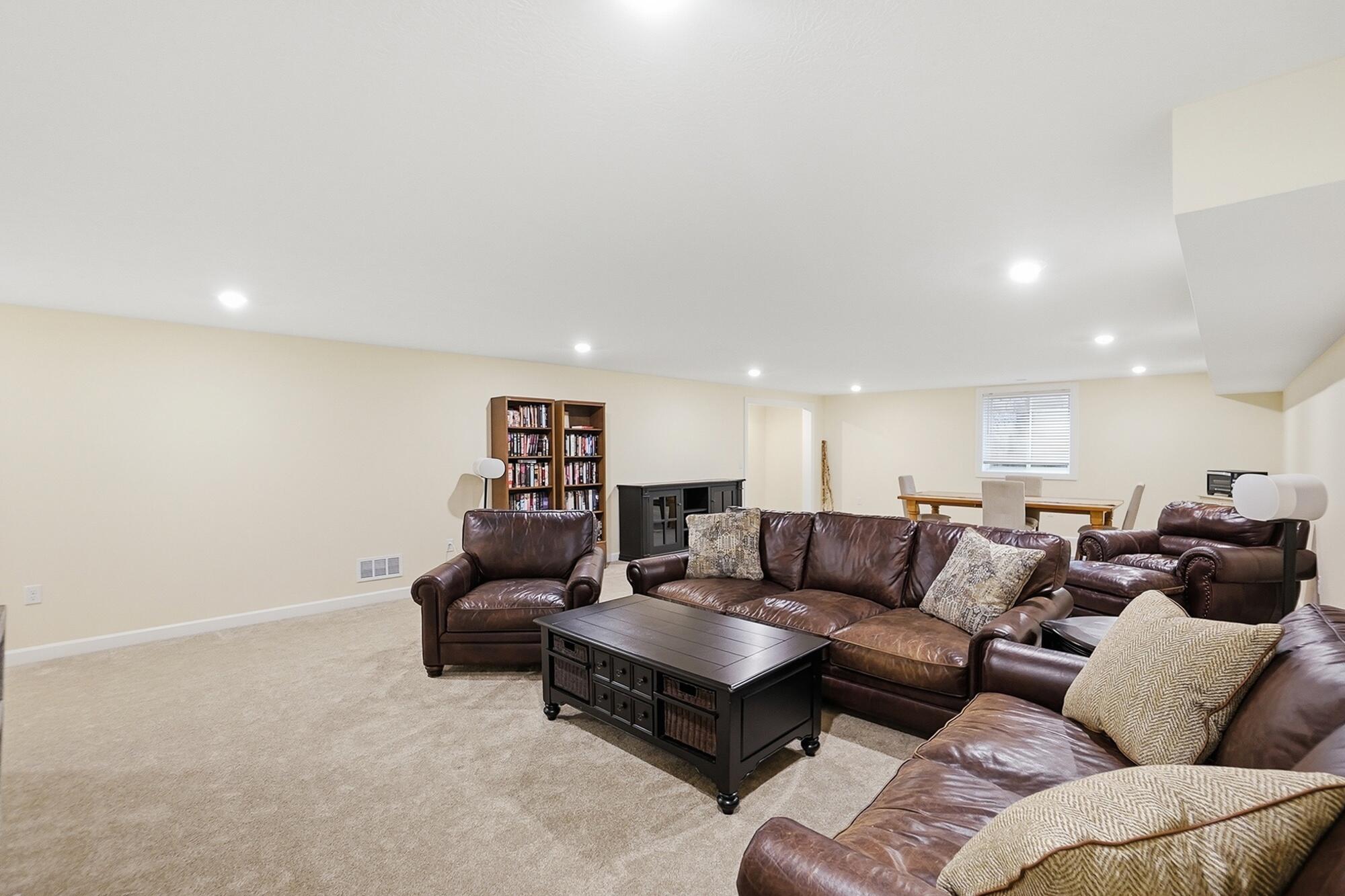 2765 Liette Drive Property Photo 34