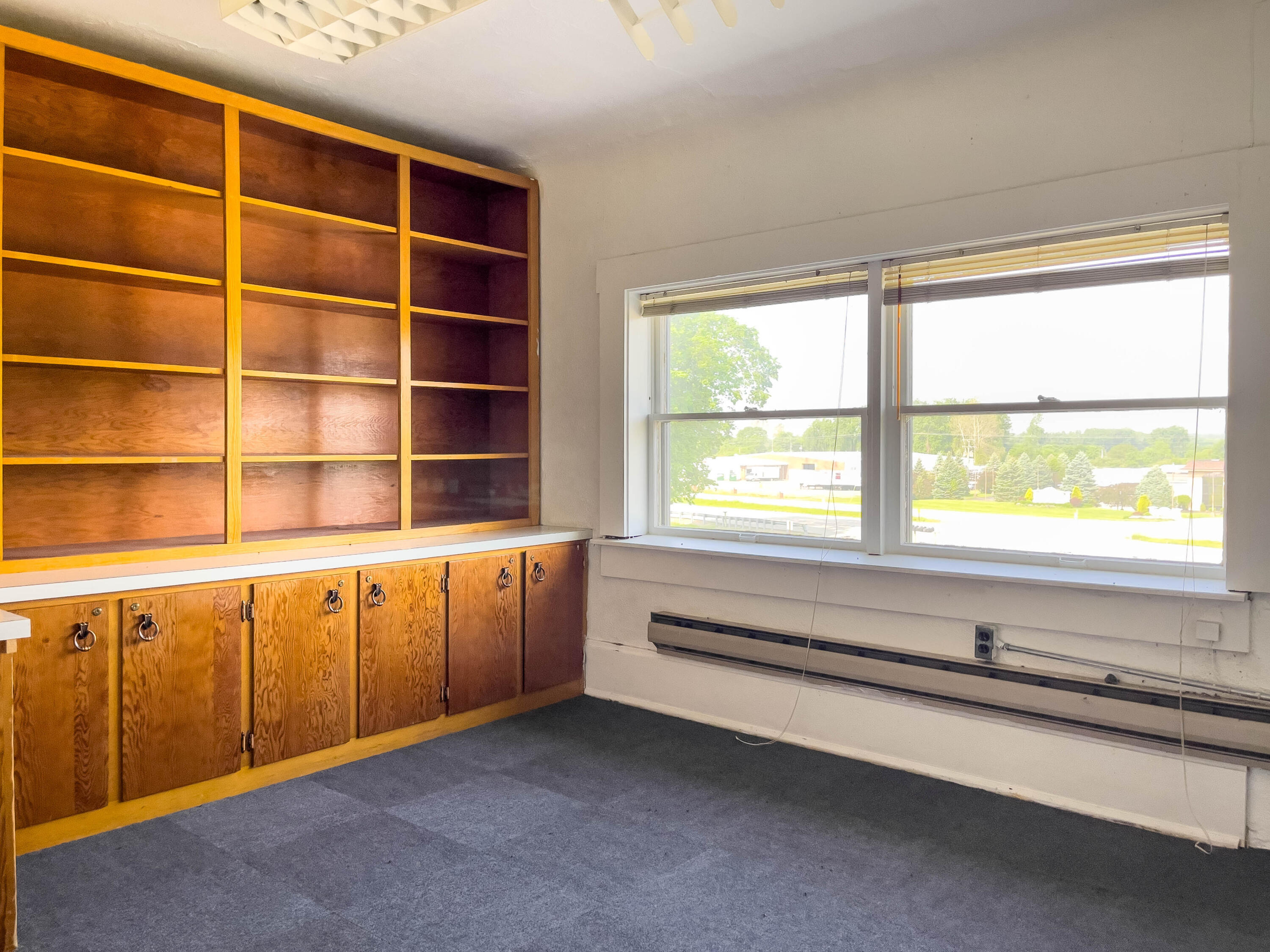 4800 Urbana Road Property Photo 18