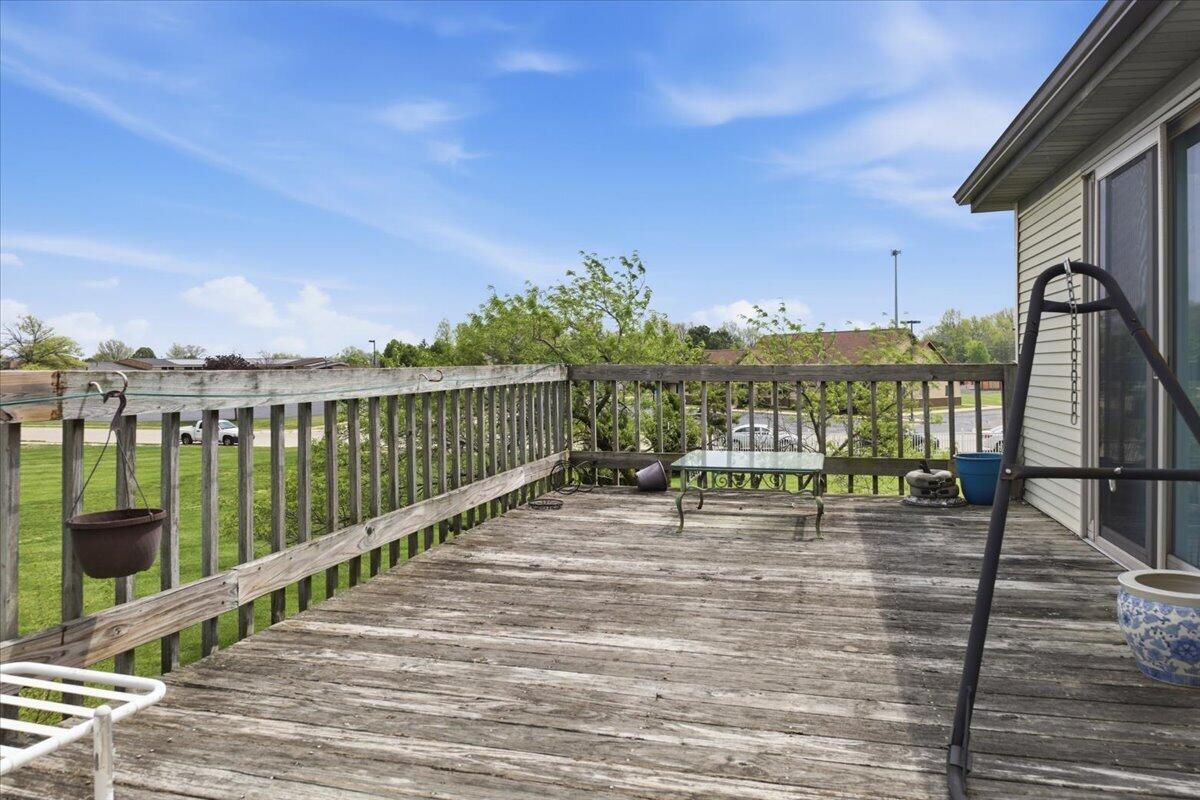 718 E Wayne Street Property Photo 50