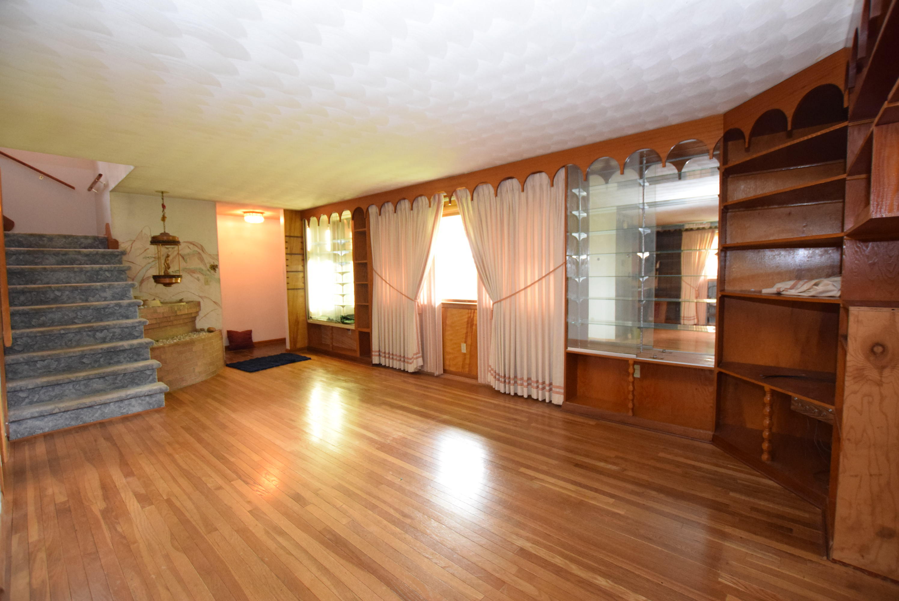 1121 Edinger Road Property Photo 5