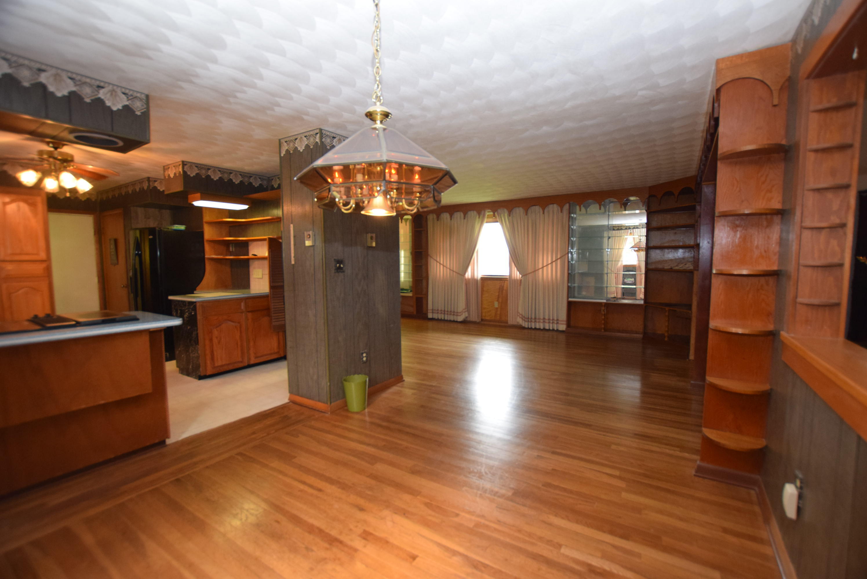 1121 Edinger Road Property Photo 7