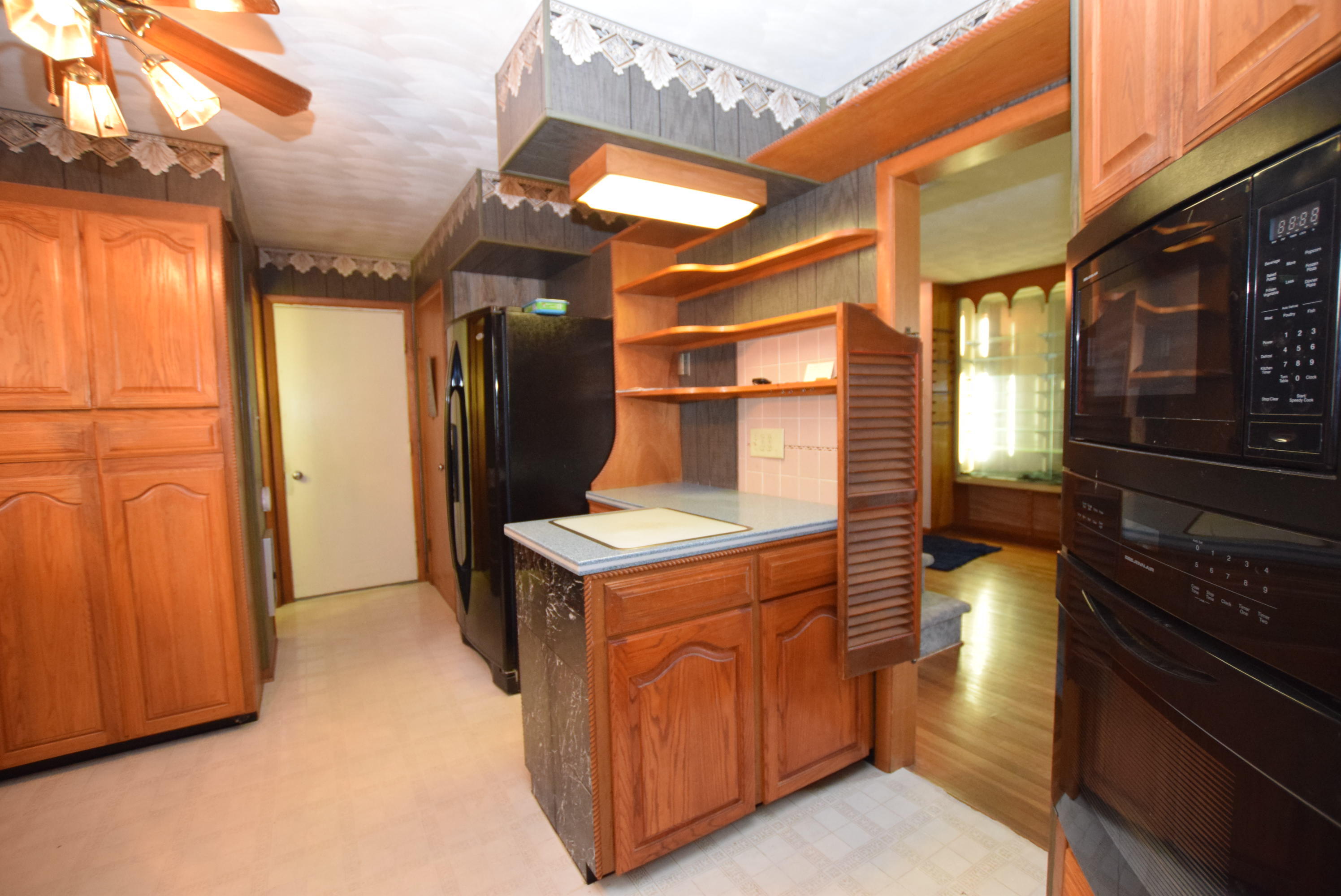 1121 Edinger Road Property Photo 8
