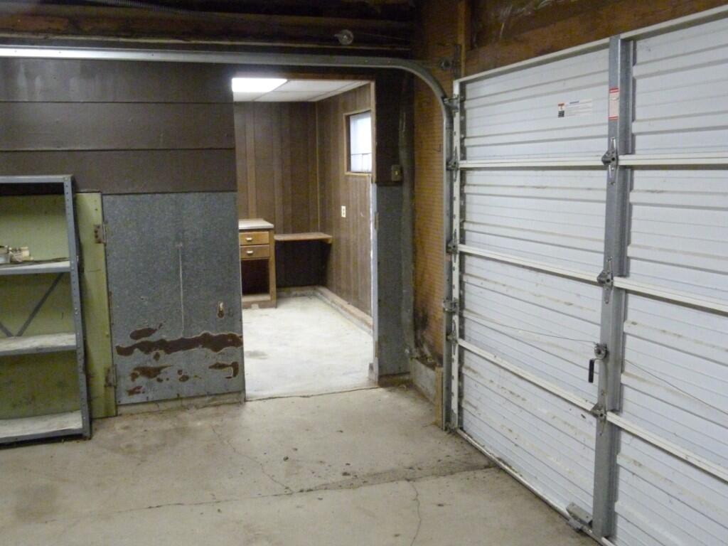 1121 Edinger Road Property Photo 59