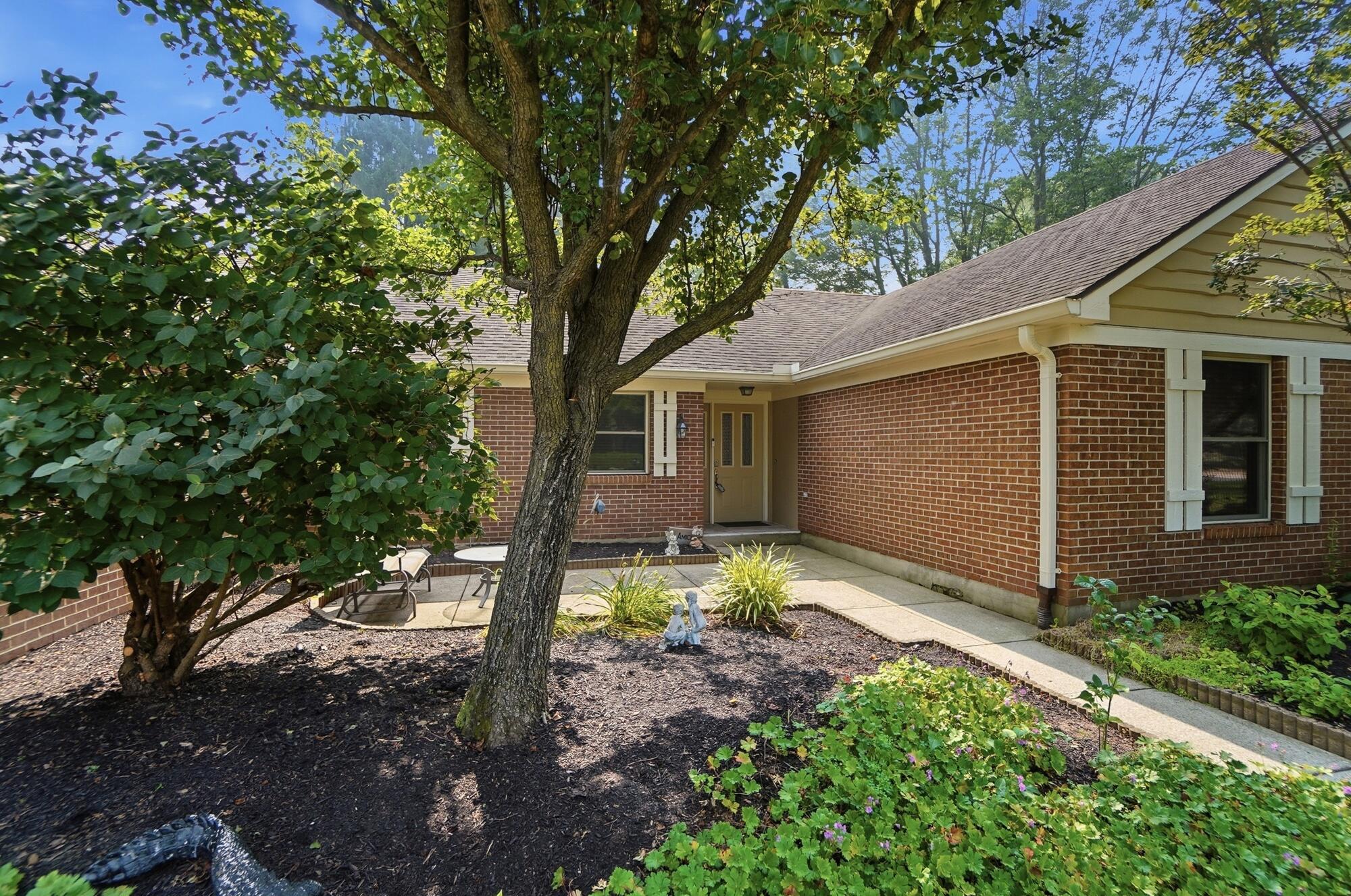 196 Cambria Drive Property Photo 4